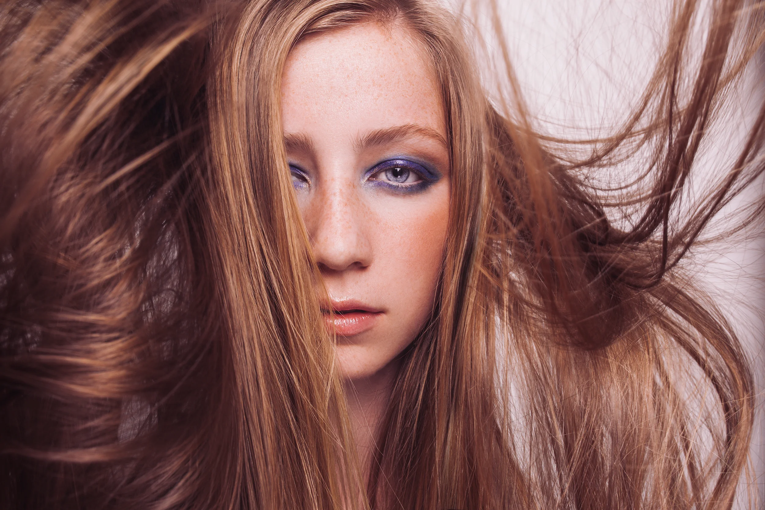 This one didn't make the cut because of the orientation of the image but it's my favourite from our shoot!
