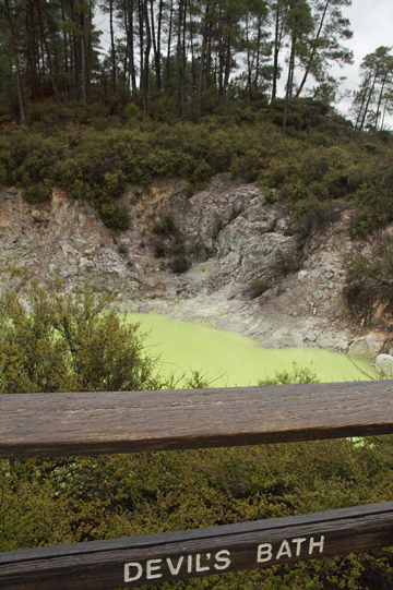  You definitely can't miss this lime-green, opaque pool of water! 