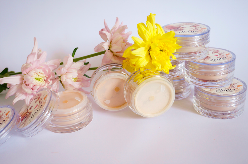 I kid you not when I say this is one of the best foundations locally made. Ever. Don't just take my word for it, read the other blogger reviews! ;)