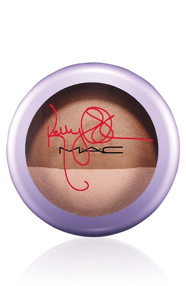 MINERALIZE SKINFINISH DUO in JOLLY GOOD light cool beige/soft pale pink PHP 2,260 