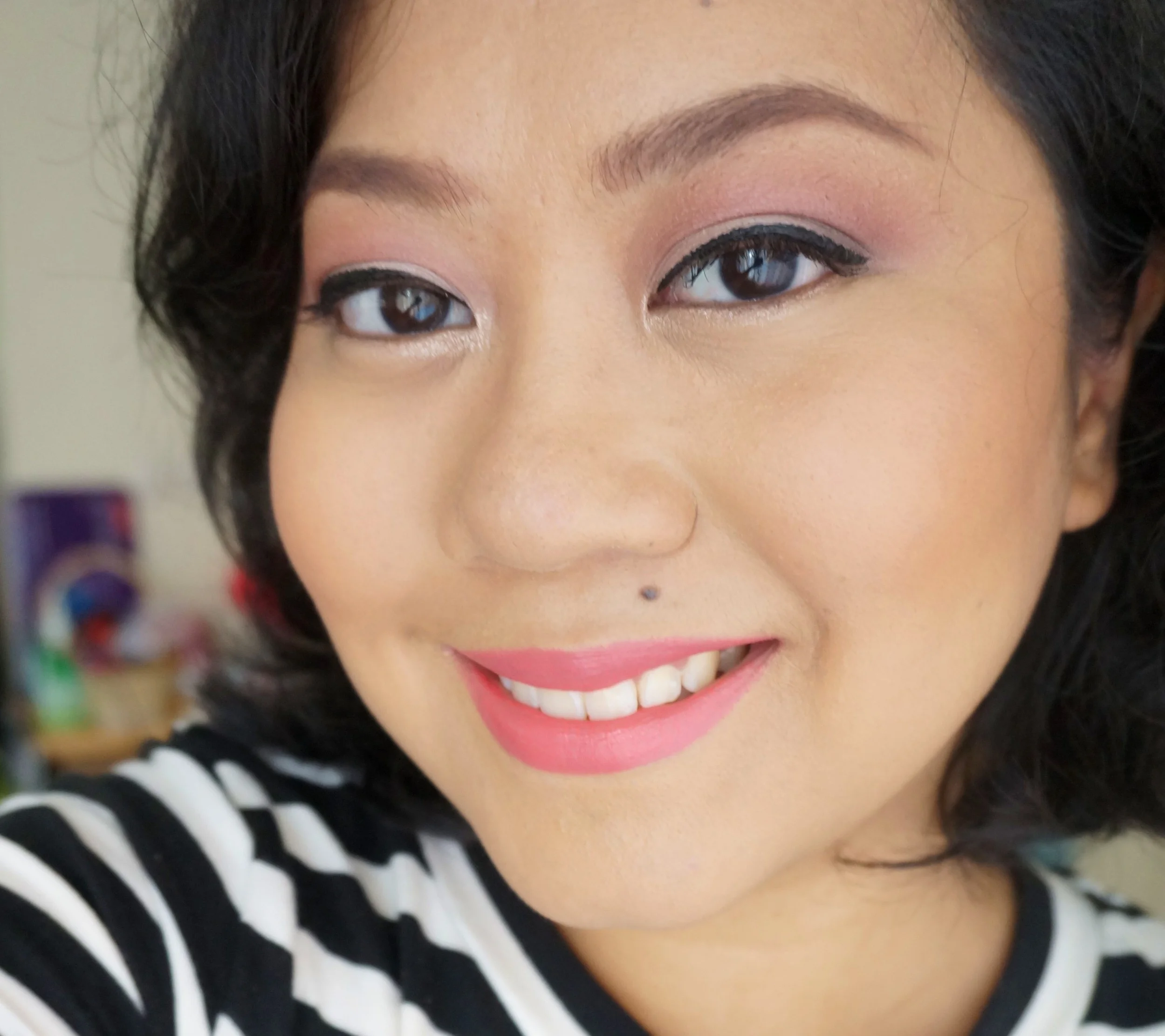 Worn here on top of just concealer. Lovely finish no? It's extra photogenic.