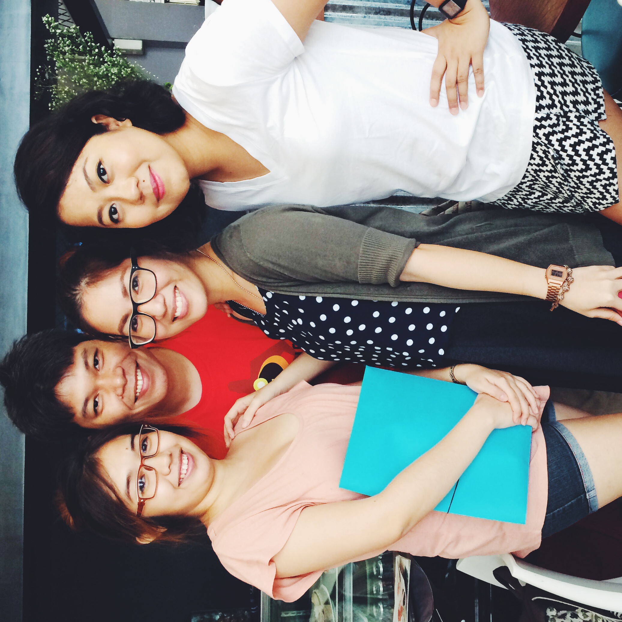 With my long-time friends, Madz, Kris, and Doms. <3 Thank you guys for coming! Wish we had more time to make chika.
