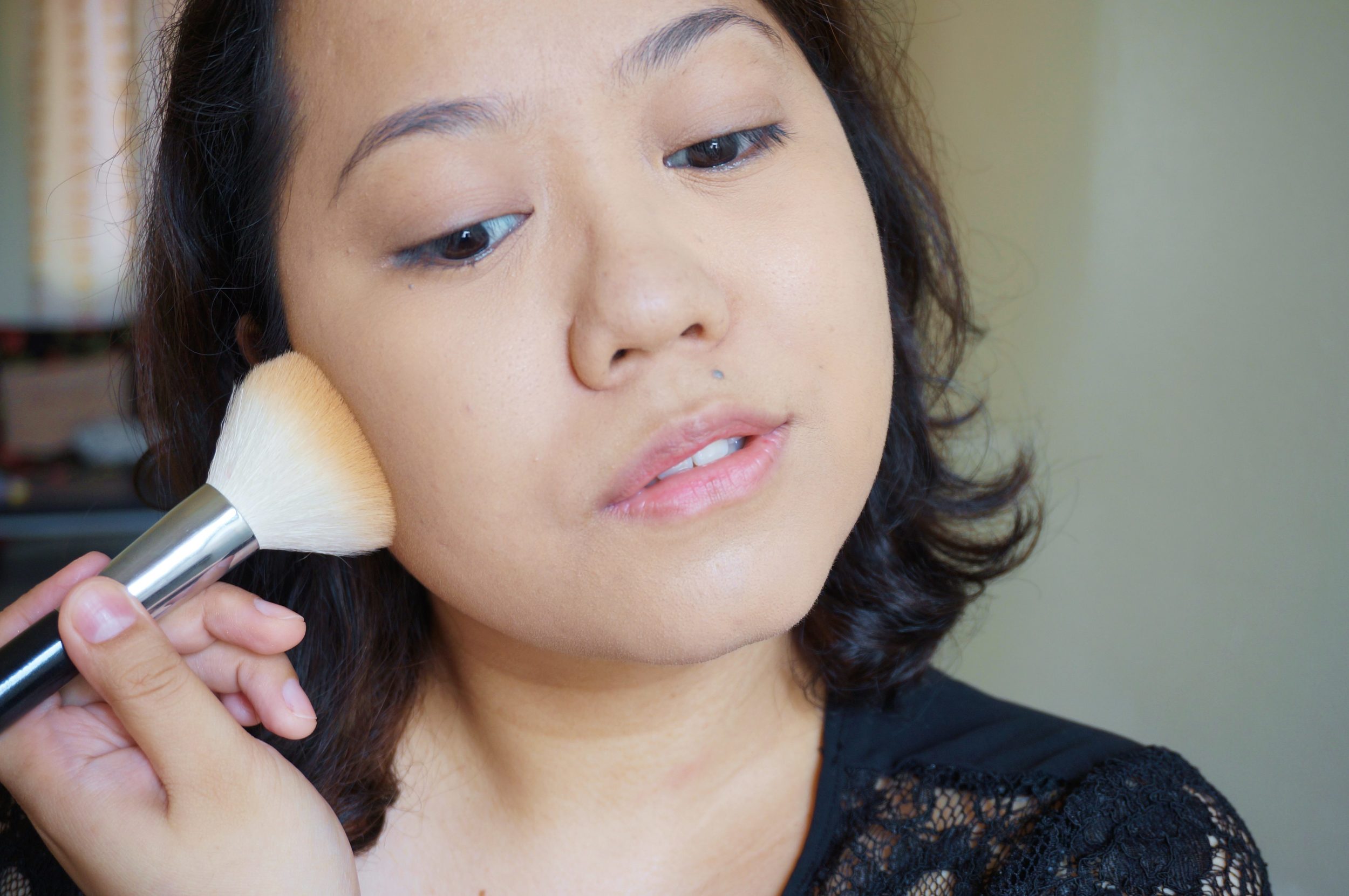  Pro tip: Apply more foundation where you have blemishes and uneven areas, and less where you have good skin.&nbsp; 