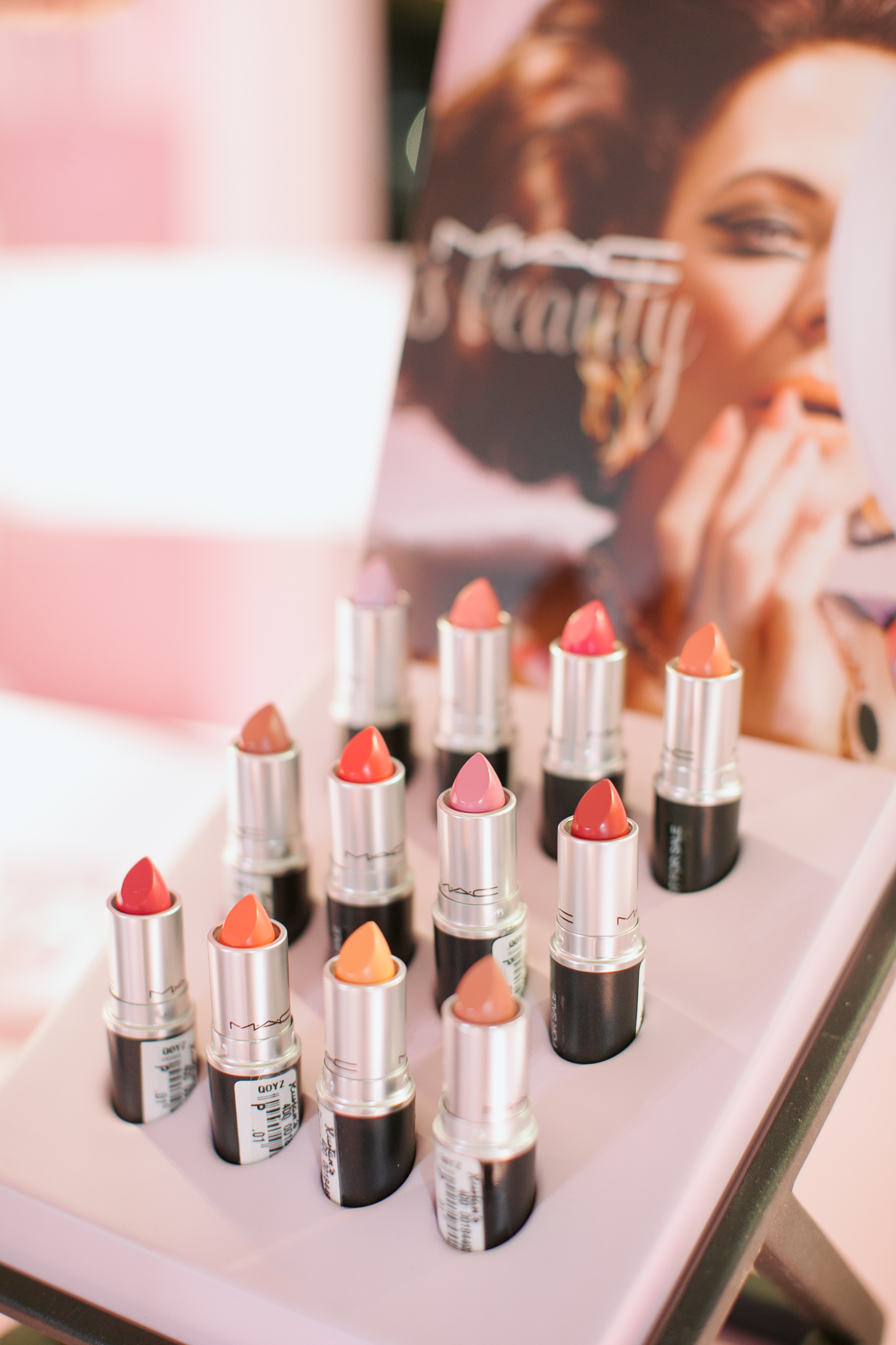  Bright lipsticks to make our hearts skip a coupla' beats 