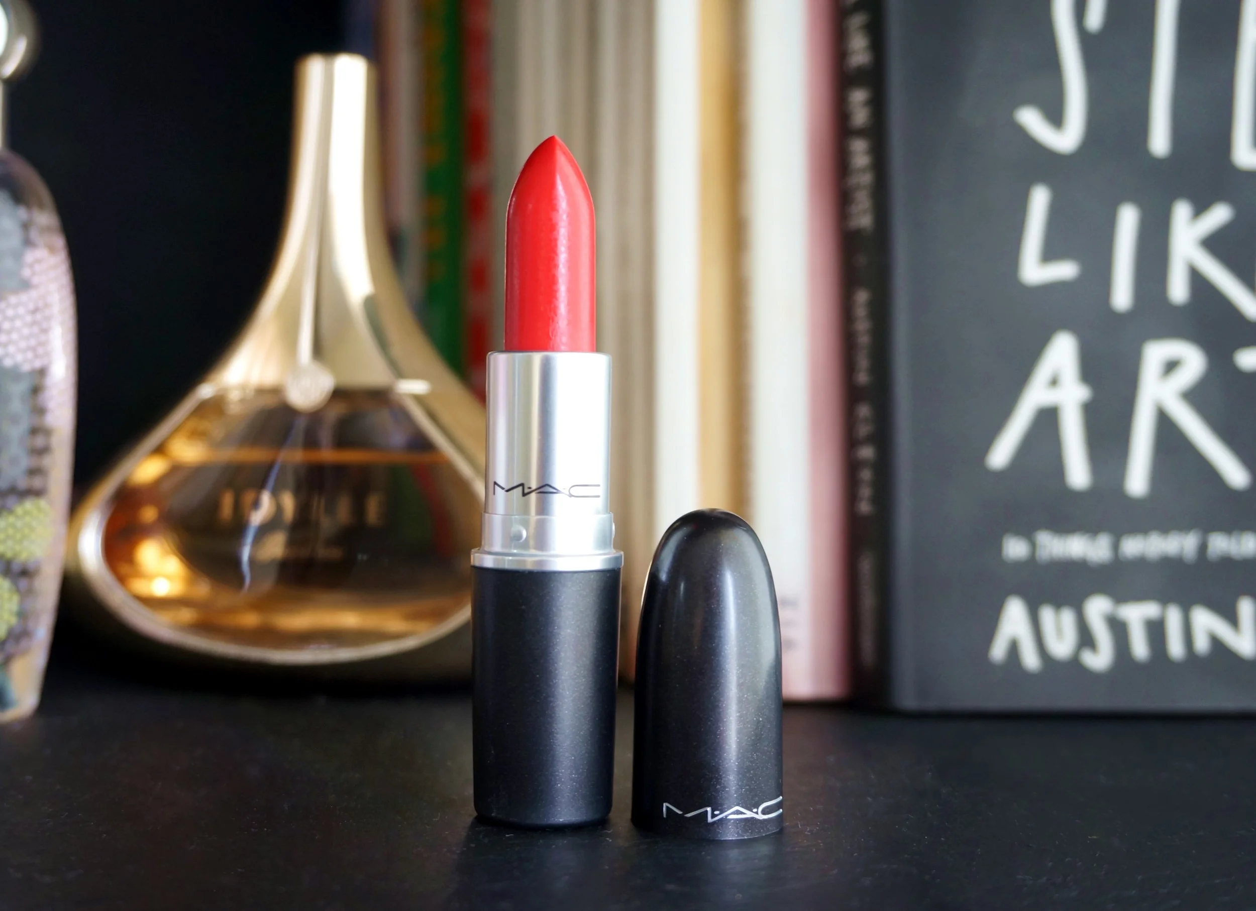 mac la vie en rouge lipstick