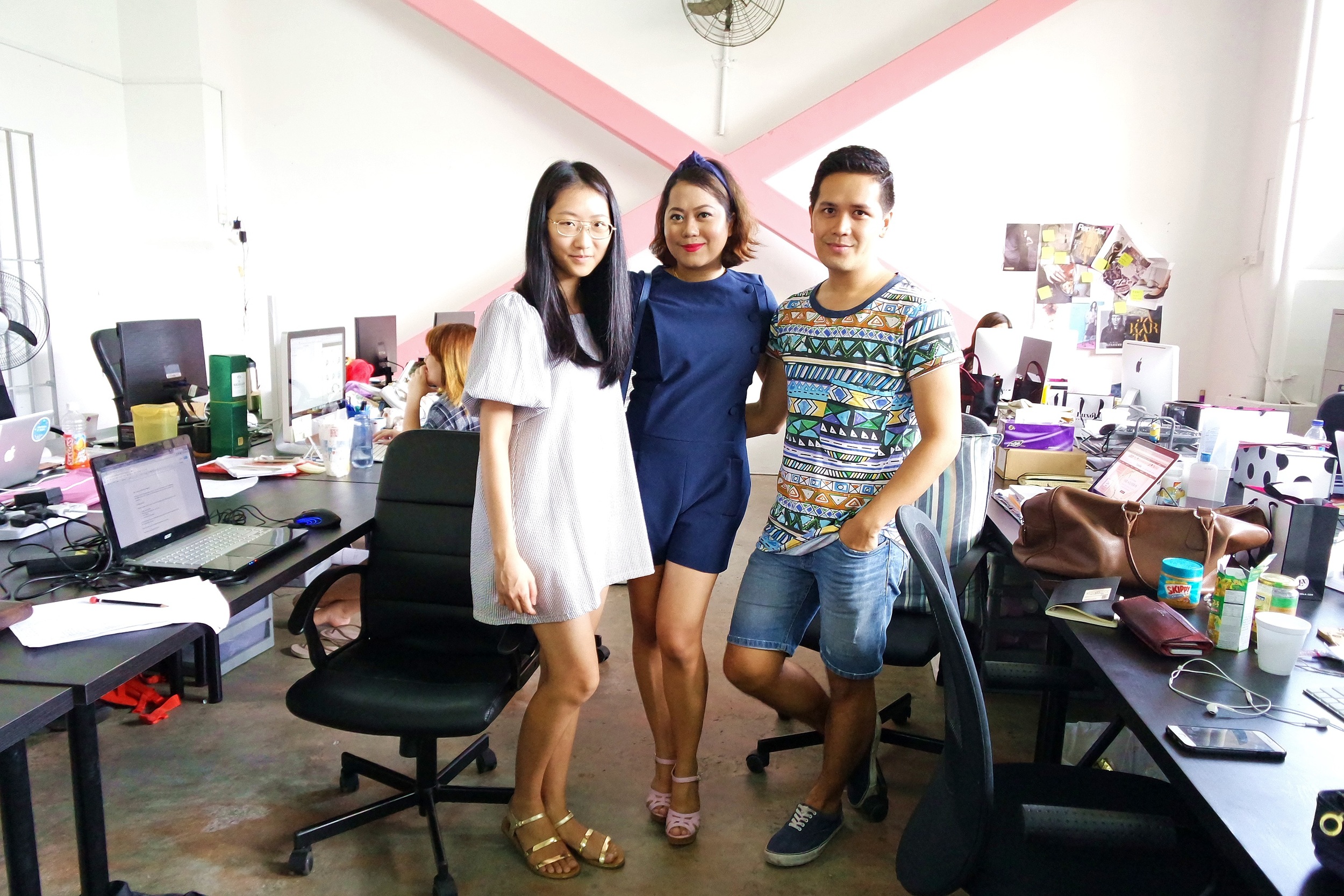 New friends: Weina Leong, who toured me around the HQ, and Paul Dela Merced, who is the Editor-In-Chief of LX Edit.