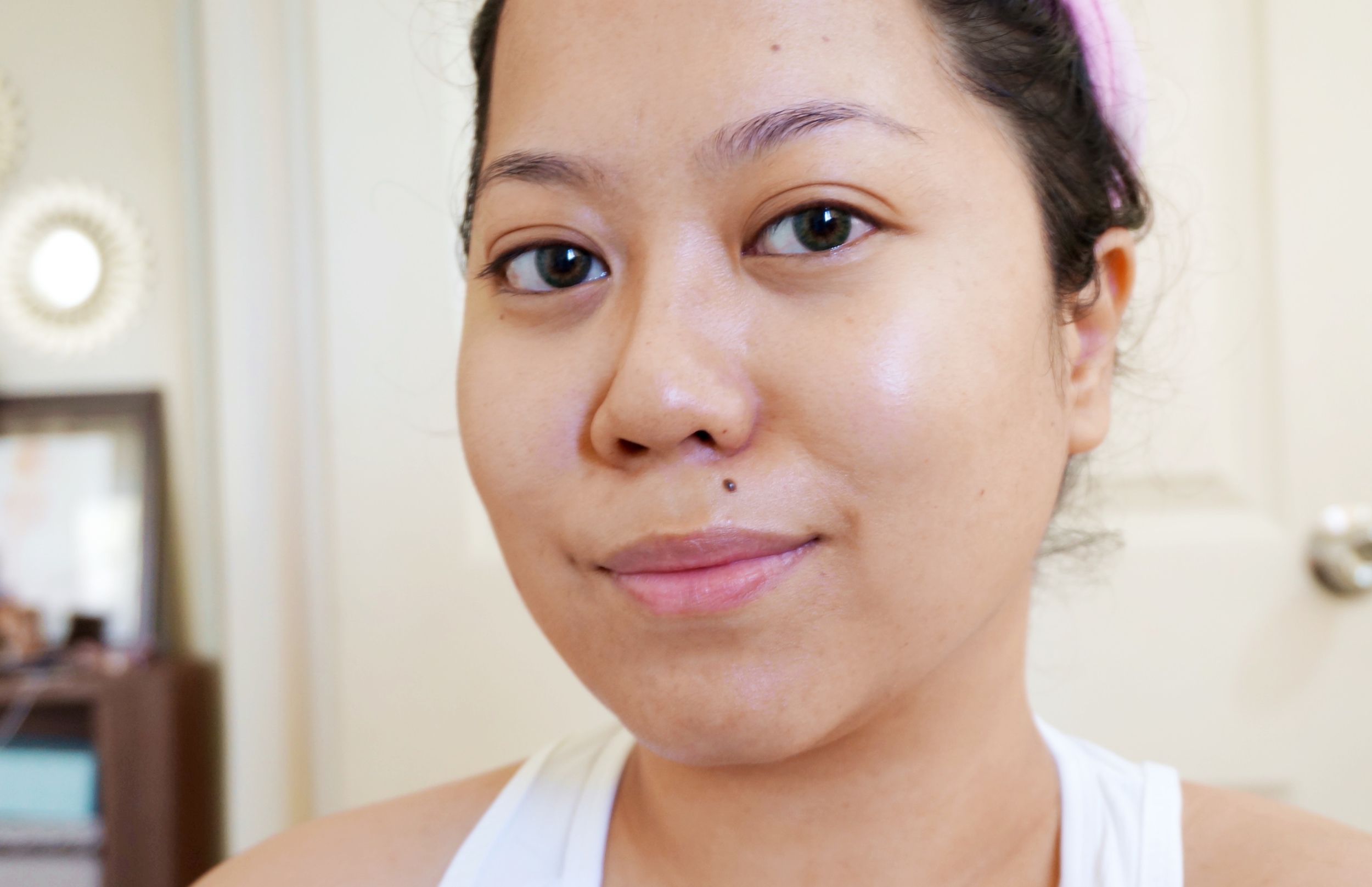Bioré Aqua Rich Watery Essence on my bare face