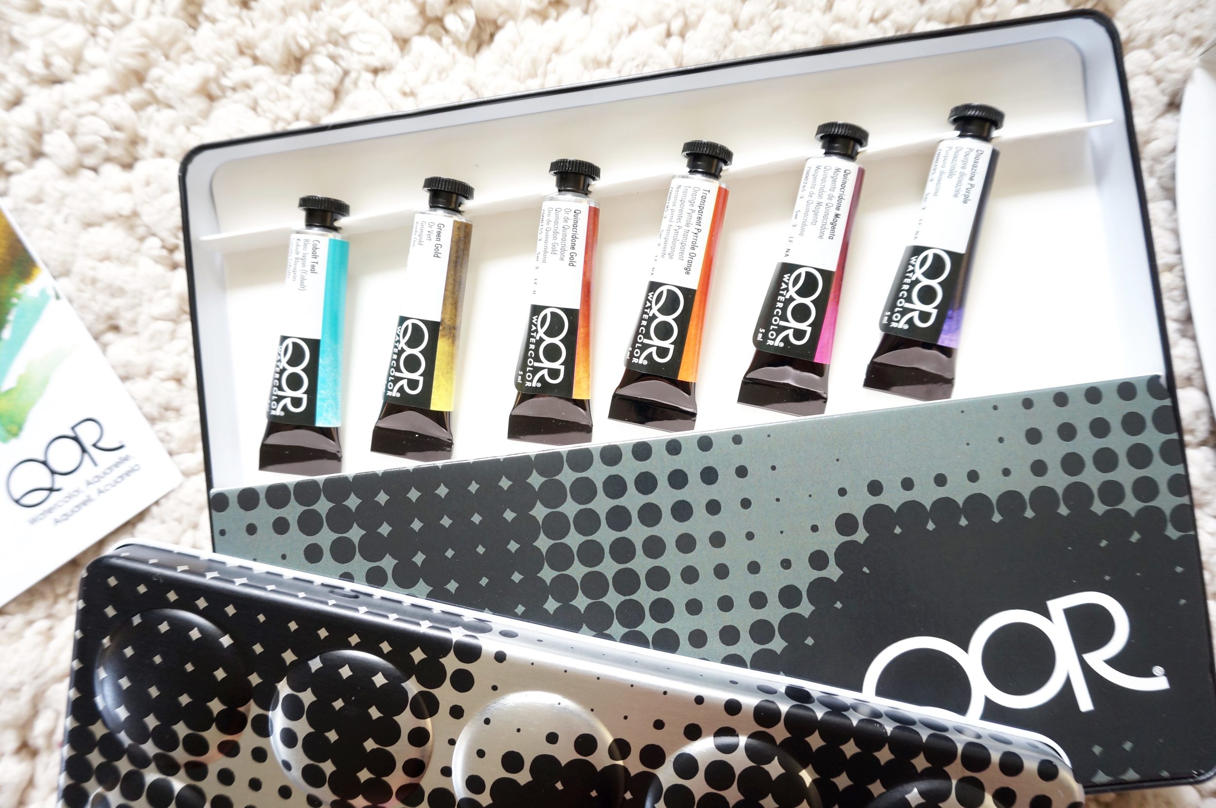 Few things make me happier than a fresh box of paint - be it makeup or watercolor