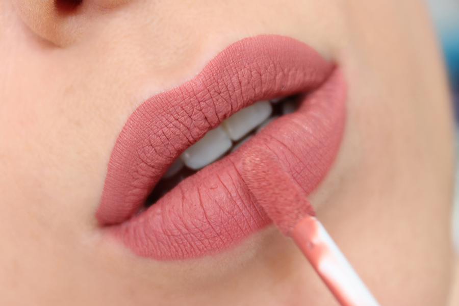 How to apply matte liquid lipstick like an adult â Project Vanity