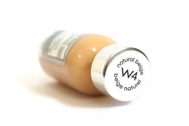 The silky, watery texture and dewy finish of L'Oreal True Match Super-Blendable Makeup is most likely due to its glycerin content.