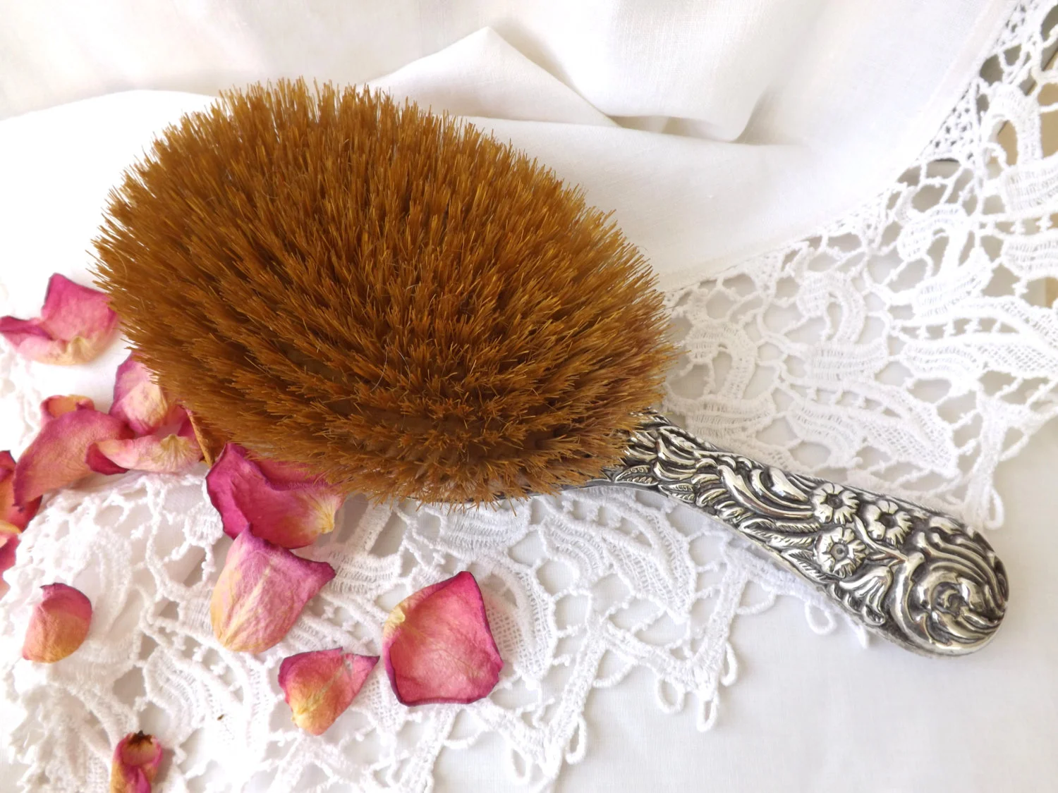 Image via thepragmaticcostumer.wordpress.com