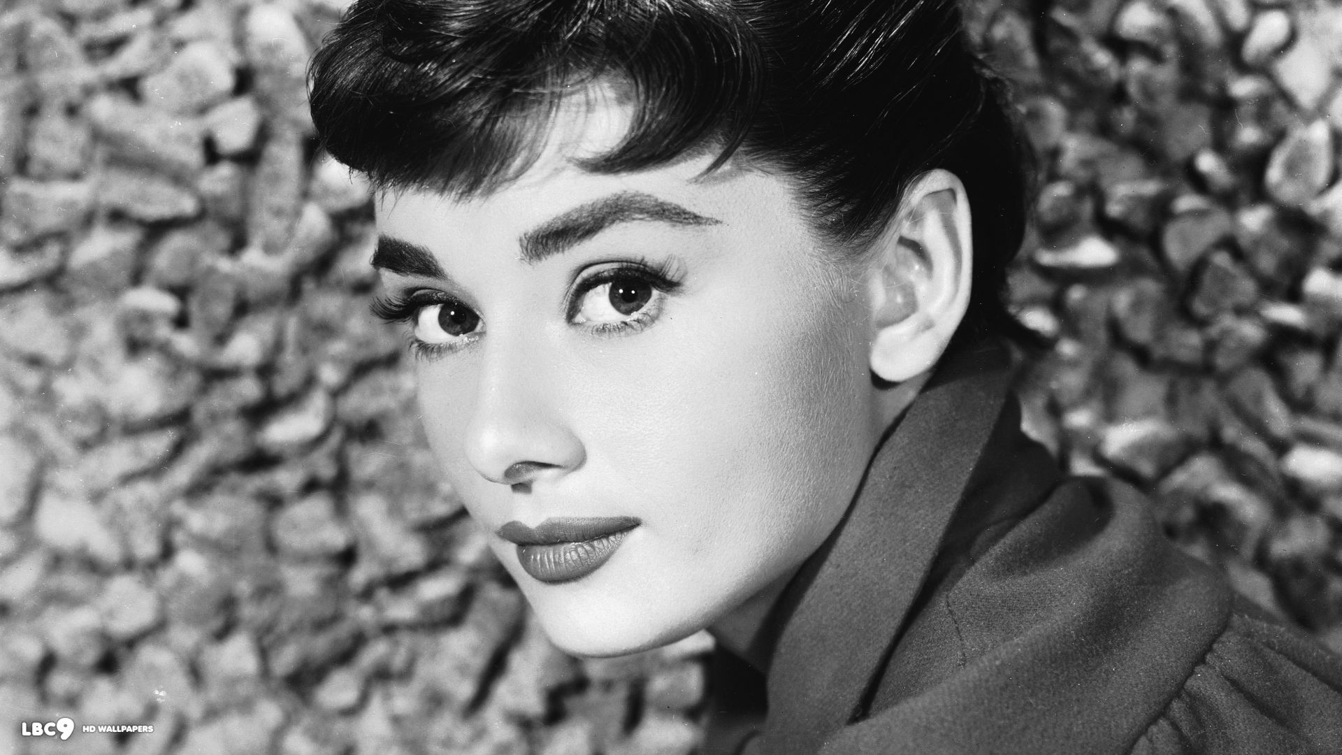 Audrey Hepburn (via lbc9.net)