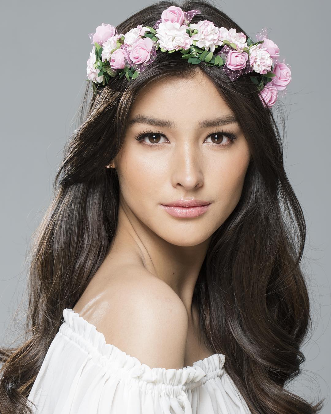 Filipino actress Liza Soberano (Image via wethepvblic.com)