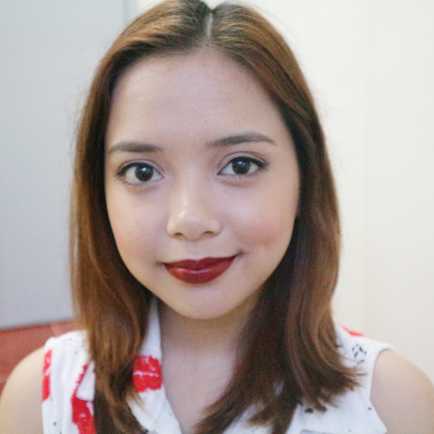 Poise Hydrating Luxe Lipstick in Vintage