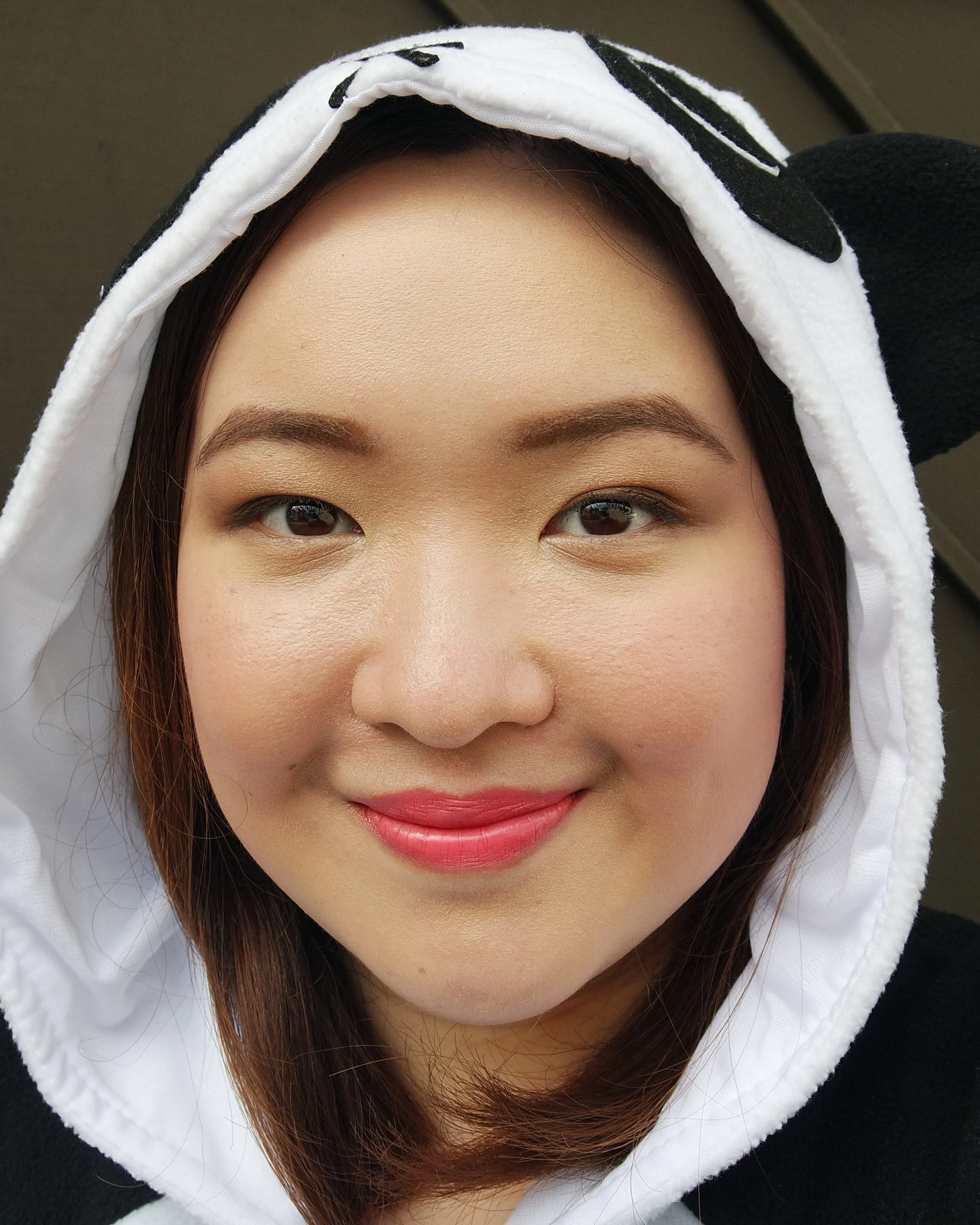 Products Used: Panda’s Dream Clear Pact in 02 Beige, Panda’s Dual Lip and Cheek in 02 Pink Baby, Panda’s Dream Contour Stick in 01 Highlighter, and Panda’s Dream Lip Crayon in 02 Heart Pink