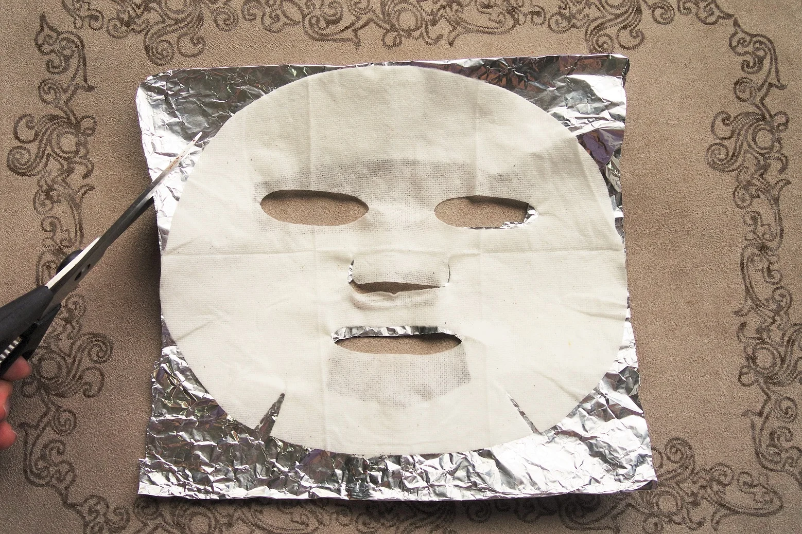 Wait, What? this DIY foil mask will maximize your precious sheets