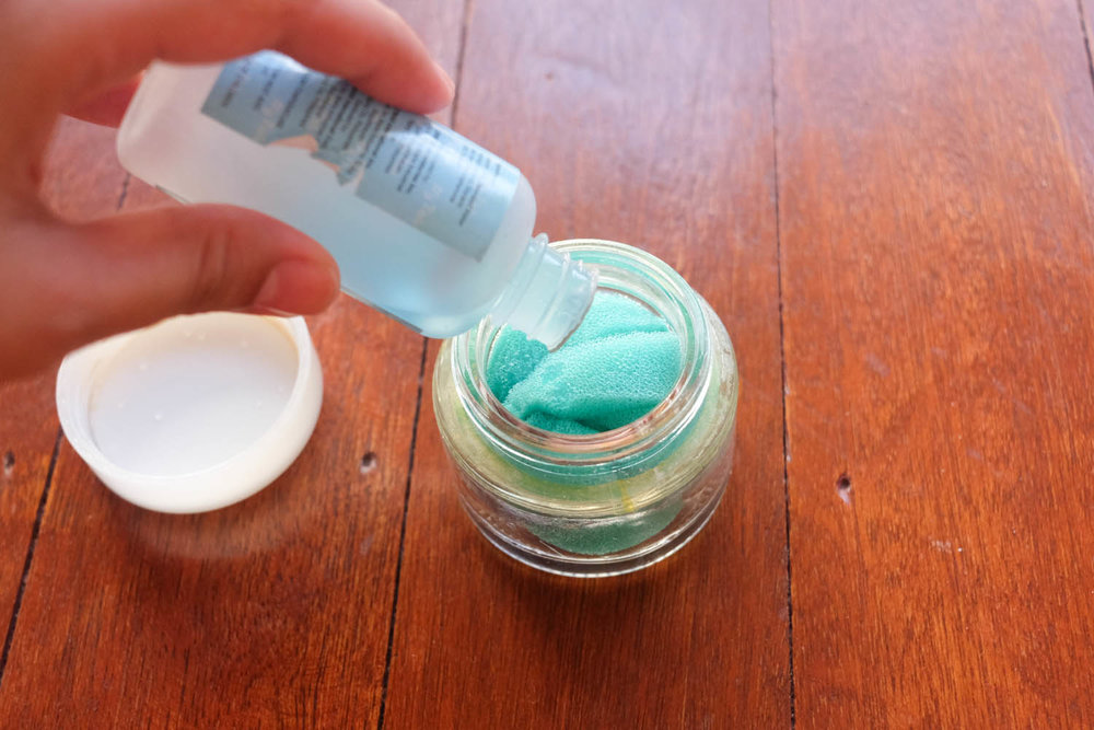 DIY Time: A lazy girl's nail polish remover- in a jar! — Project Vanity