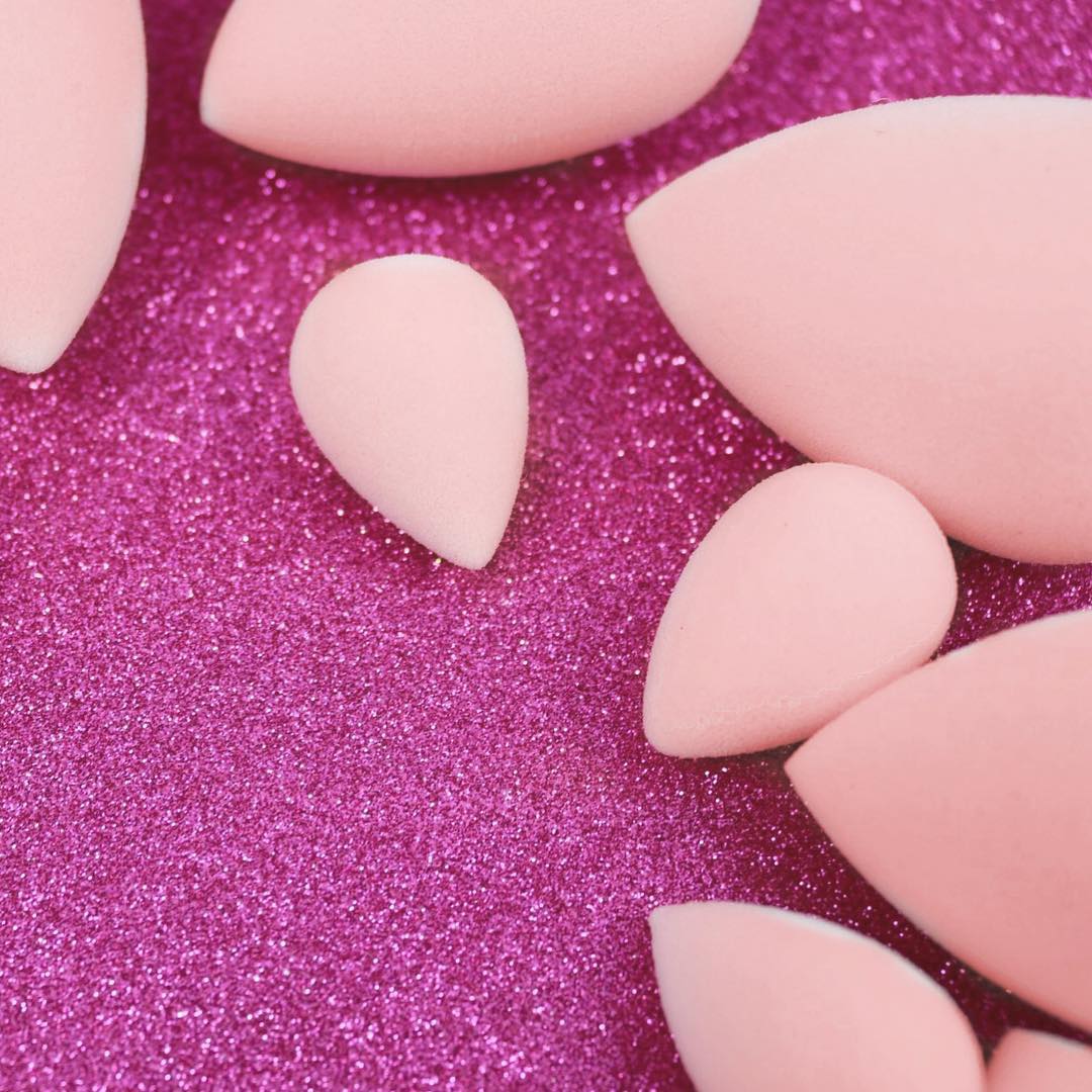 Image via Instagram @beautyblender