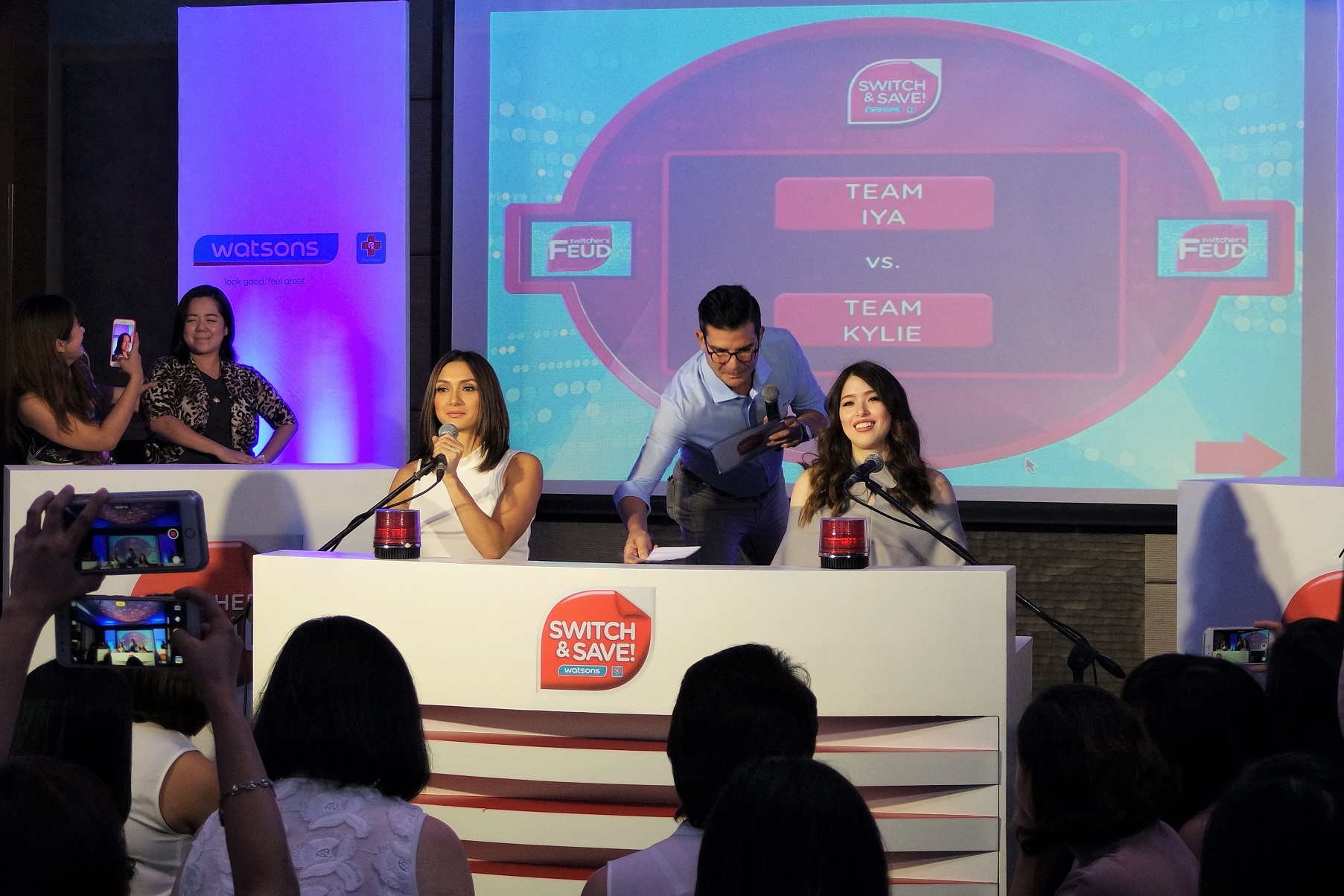 Iya Villania and Kylie Padilla face off during the Switchers Feud game.