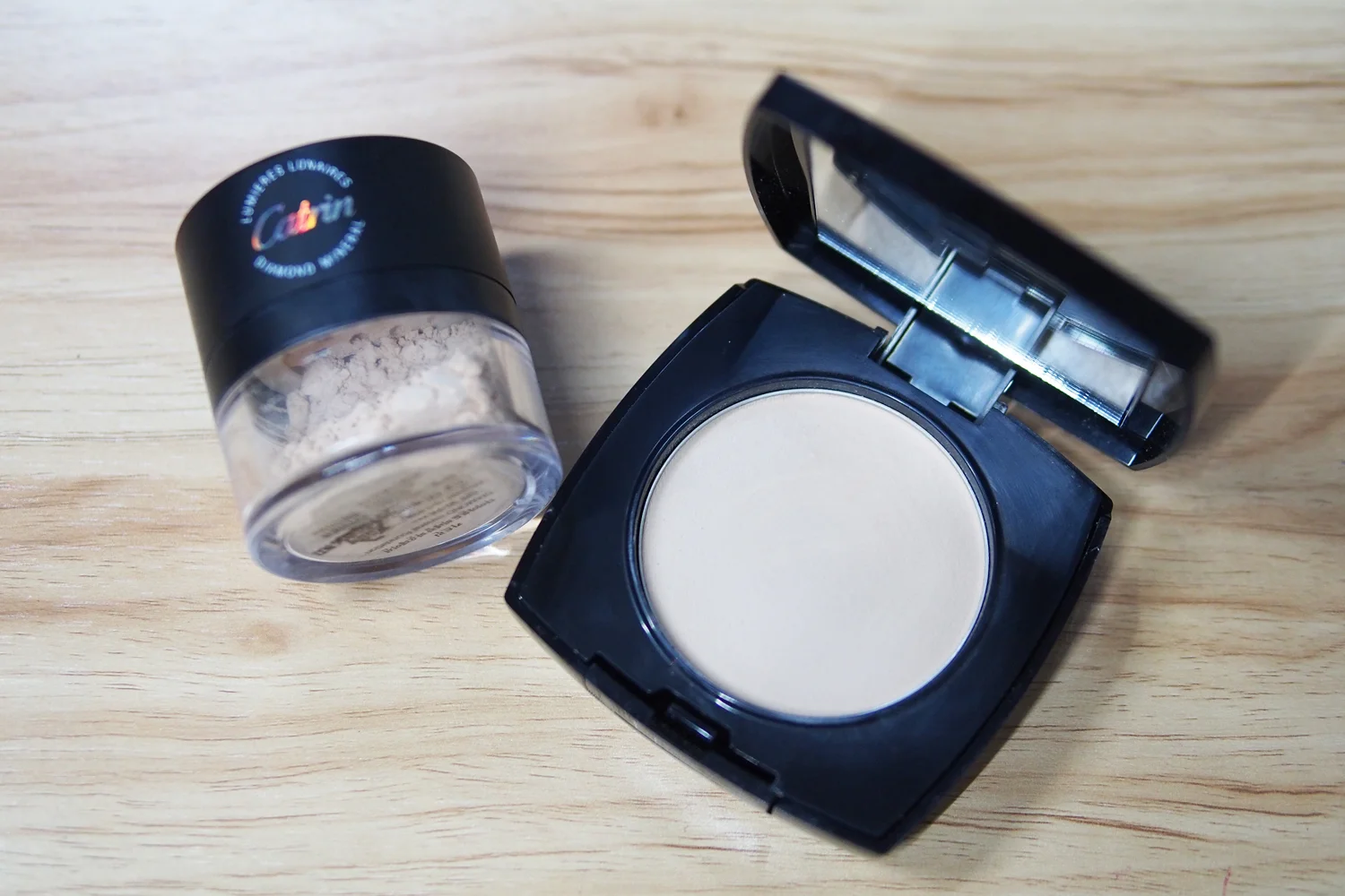 Catrin Diamond Mineral Foundation, Avon Ideal Oil Control Plus Dual Powder Foundation (P289)