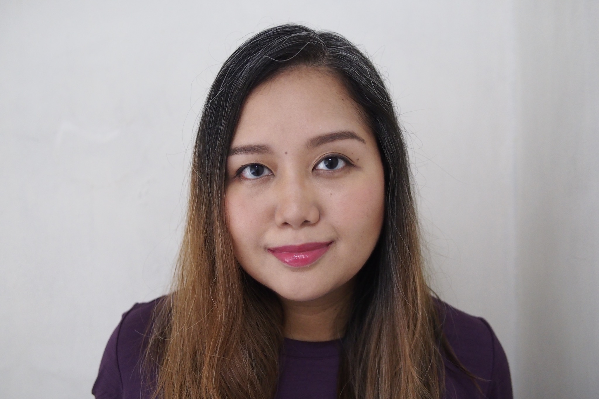 Makeup look using the La Palette City of Lights on the eyes, 3-in-1 Brow Shaper in Crème Caramel on the brows, Cheek & Lip Duo in Rouge on the cheeks and lips, Liquid Lip Color in Notre Dame Nude layered over Rouge on the lips
