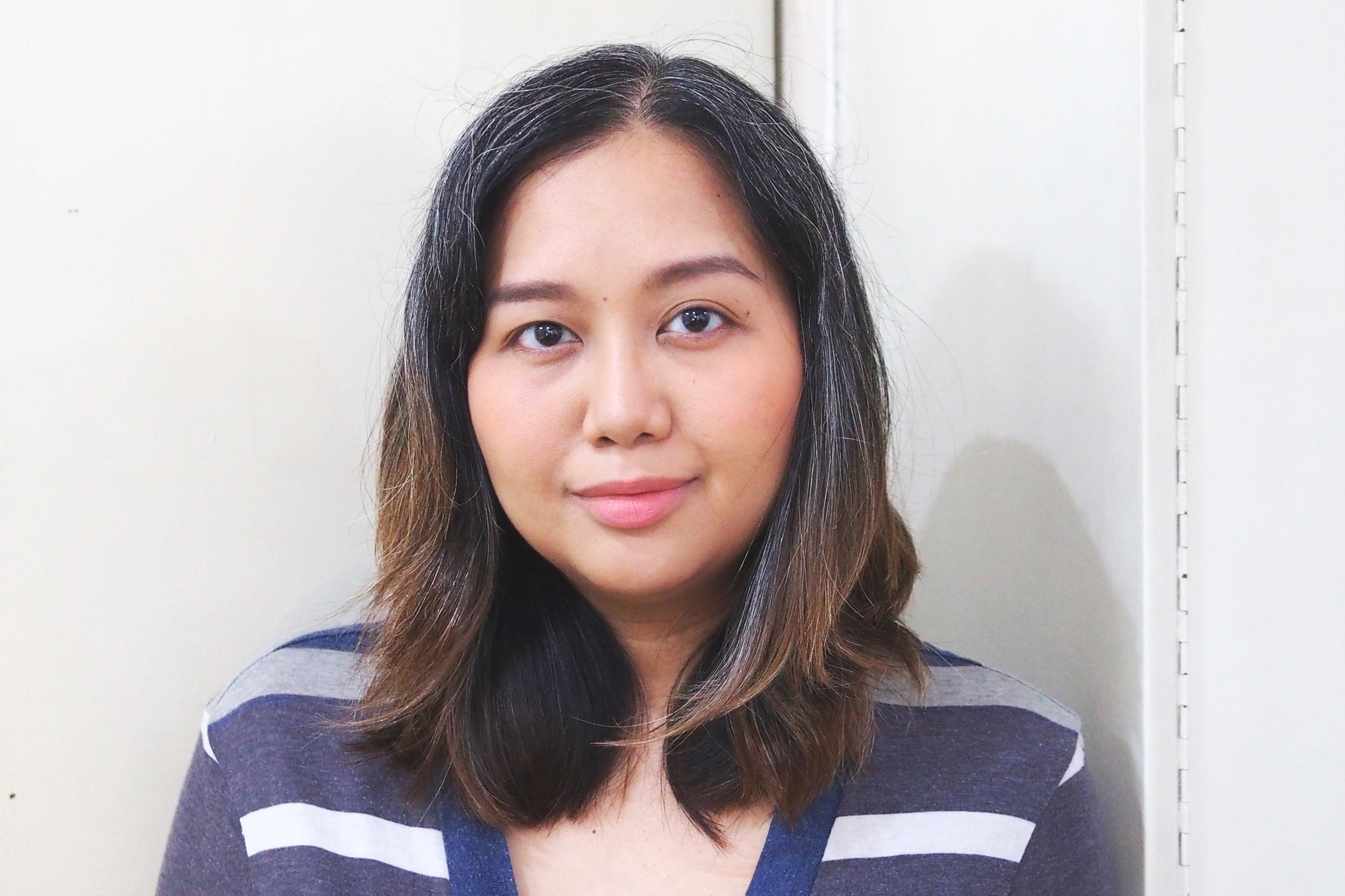 Skin Tint Sun Shield in Butterscotch, Universal Brow Stick Mascara in Taupe, Multitasking Color Stick in Rosé on the cheeks and lips, Multitasking Color Stick in Cocoa on the eyes and as a contouring product