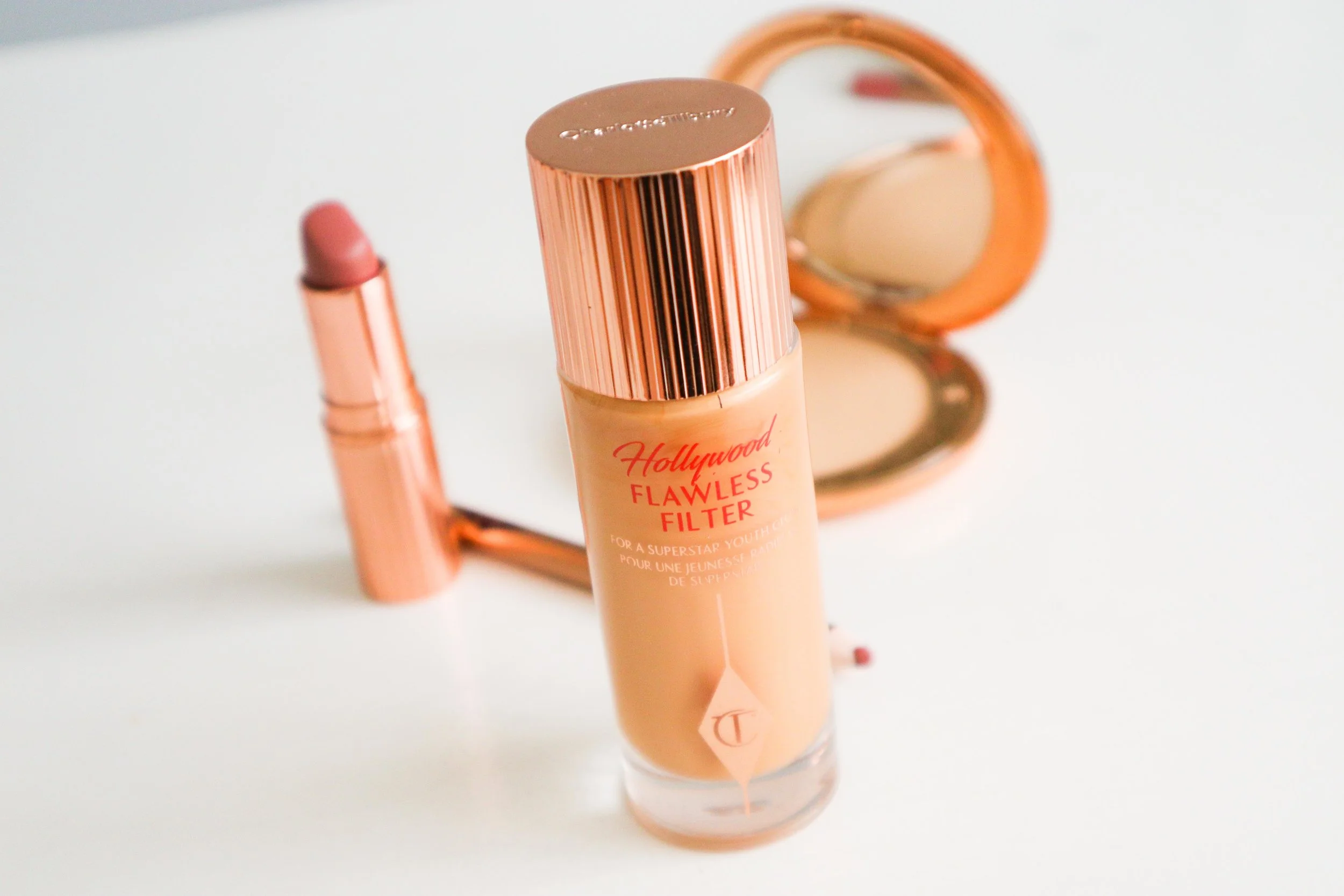 1909-Charlotte-Tilbury-1-Hollywood-Flawless-Filter.jpg