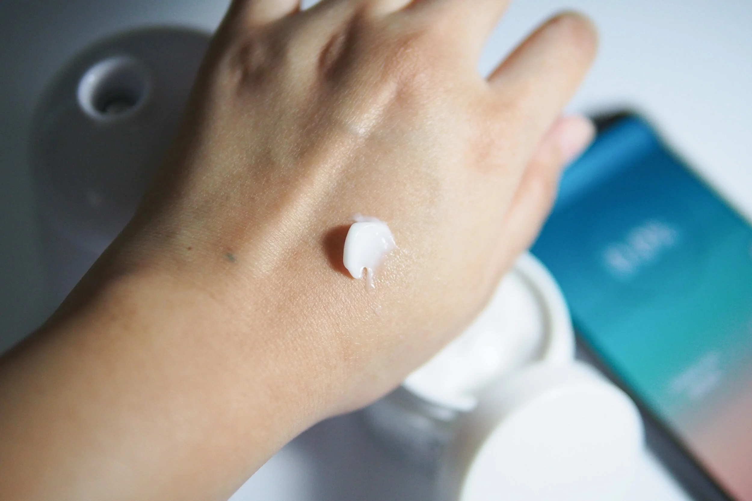 Kiehls moisturizer swatch.JPG