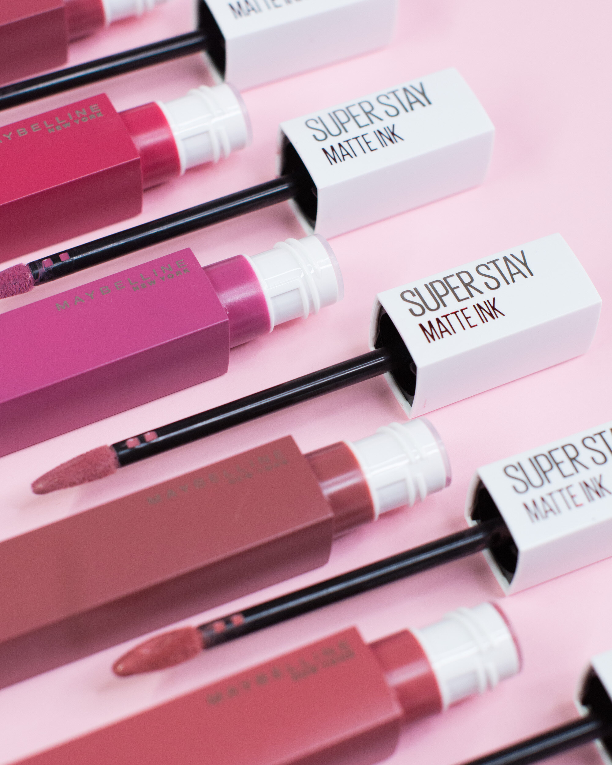 Maybelline Superstay Matte Ink liquid long- lasting lipstick swatches on  lips 👄