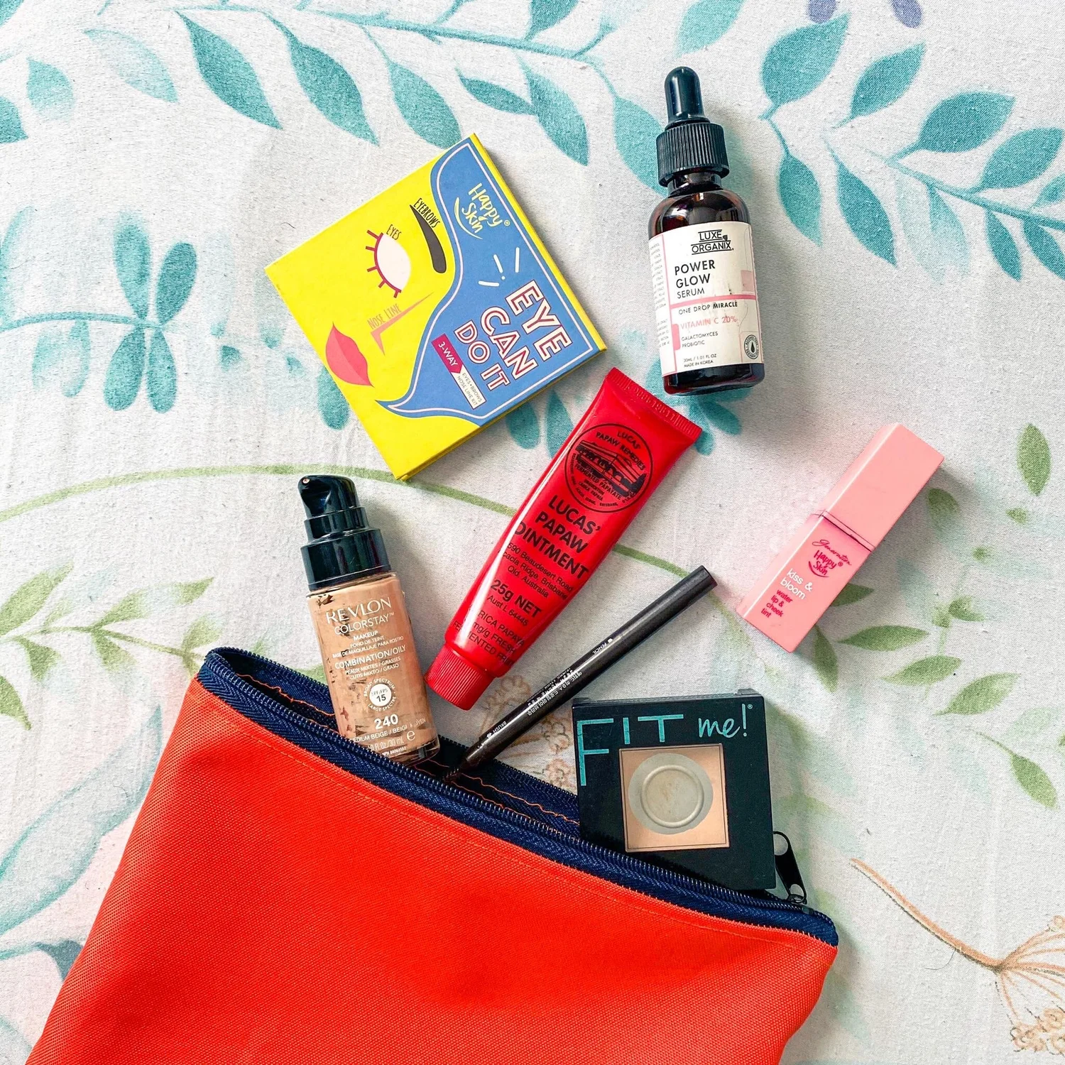 Six guys share what’s inside their makeup kits + their holy grail ...