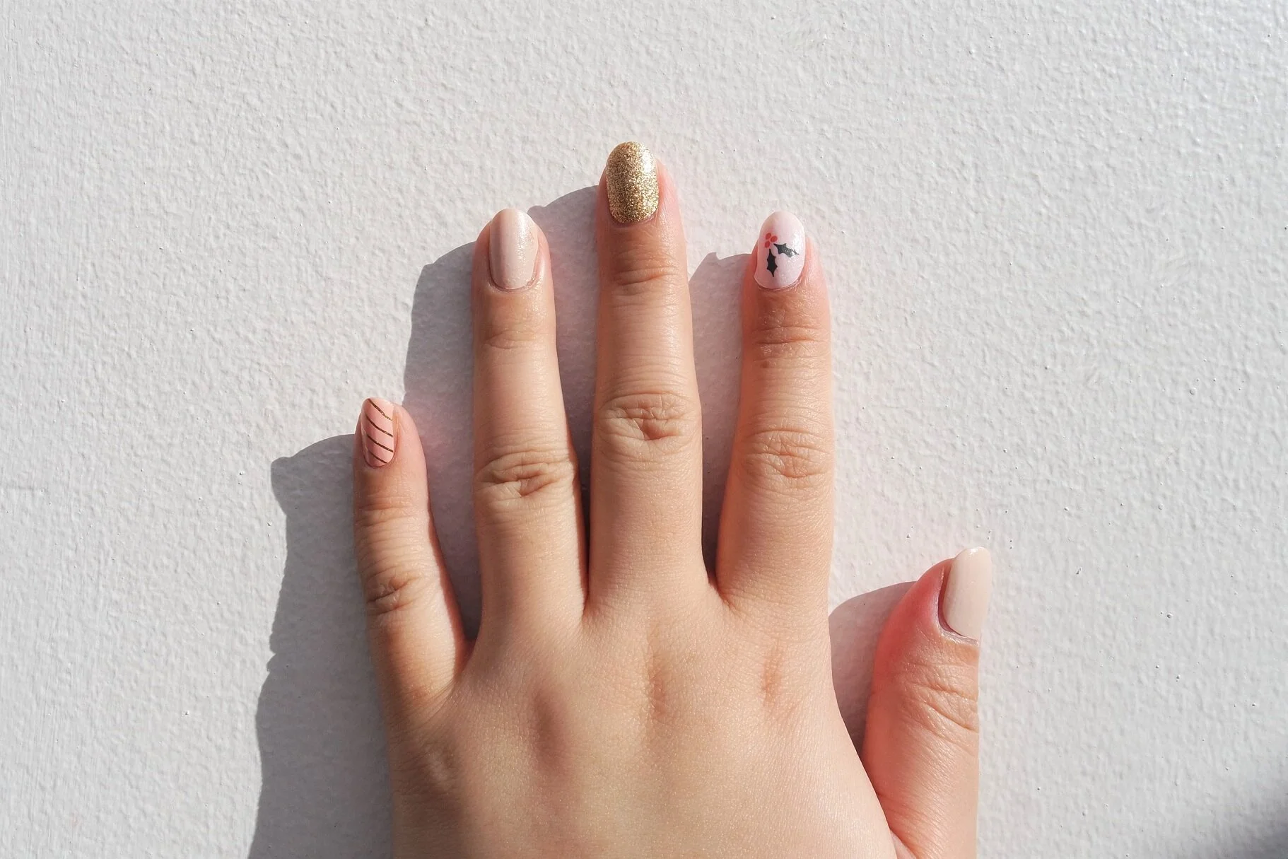 Xmas Mani.JPG
