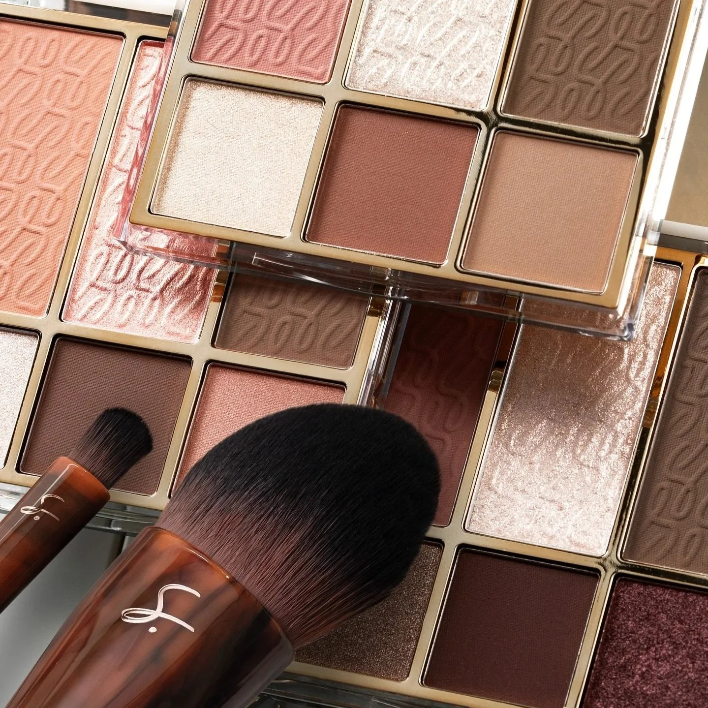 Beauty Roundup: Strokes Beauty Lab Beautiful Any Day Palettes, Faboulash Bespoke Collection, Spotlight Cosmetics Buffet Station, and Dazzle Me Creator Movement