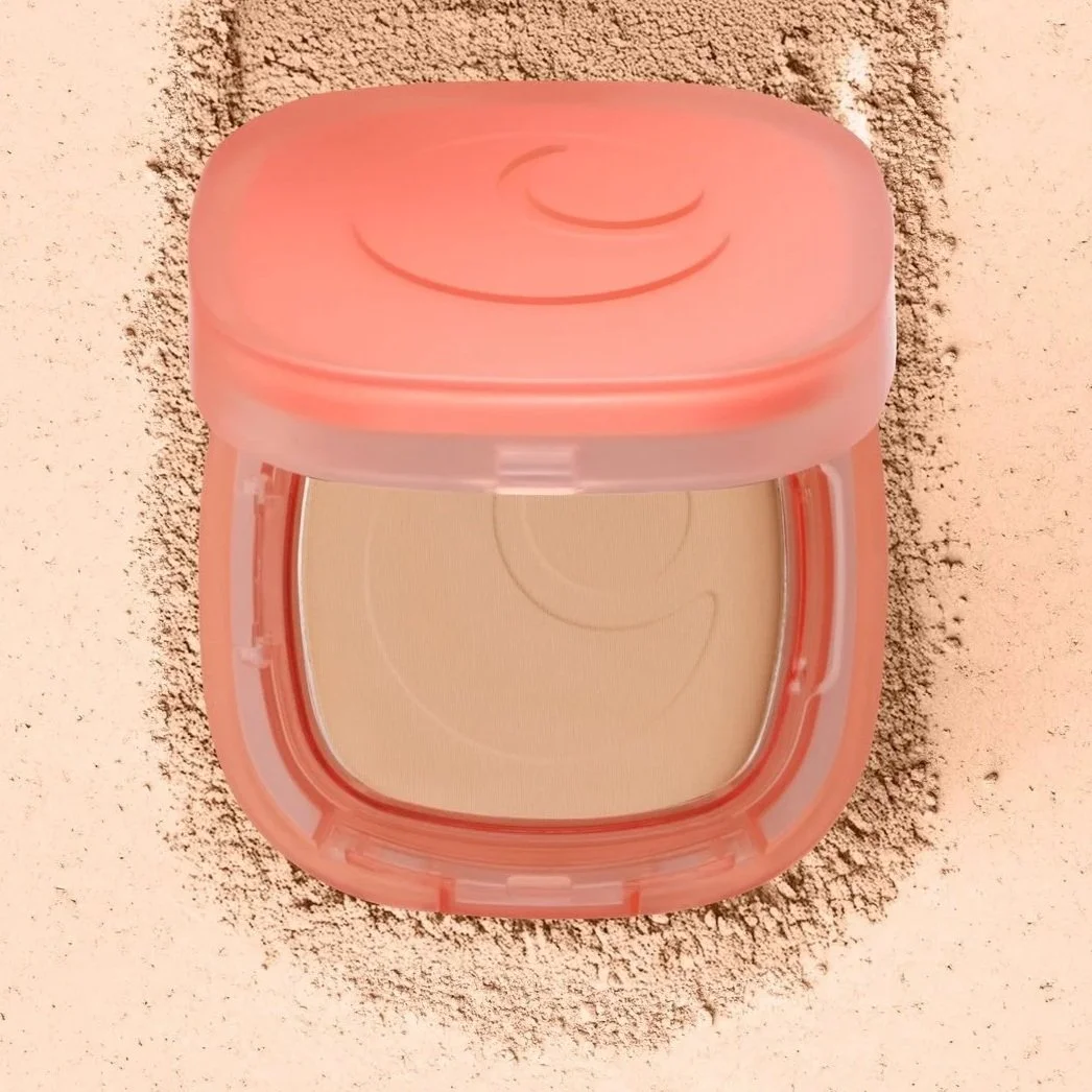 Beauty Roundup: Colourette Blur Base Powder, Issy Crème Cheek Stick, Ever Bilena 24H Brow Liner, and Spotlight Faux Lash Mascara