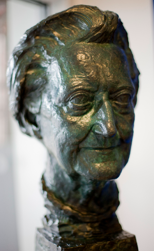 Cicely Saunders sculpture, St Christopher's Hospice. Photograph Nadia Bettega
