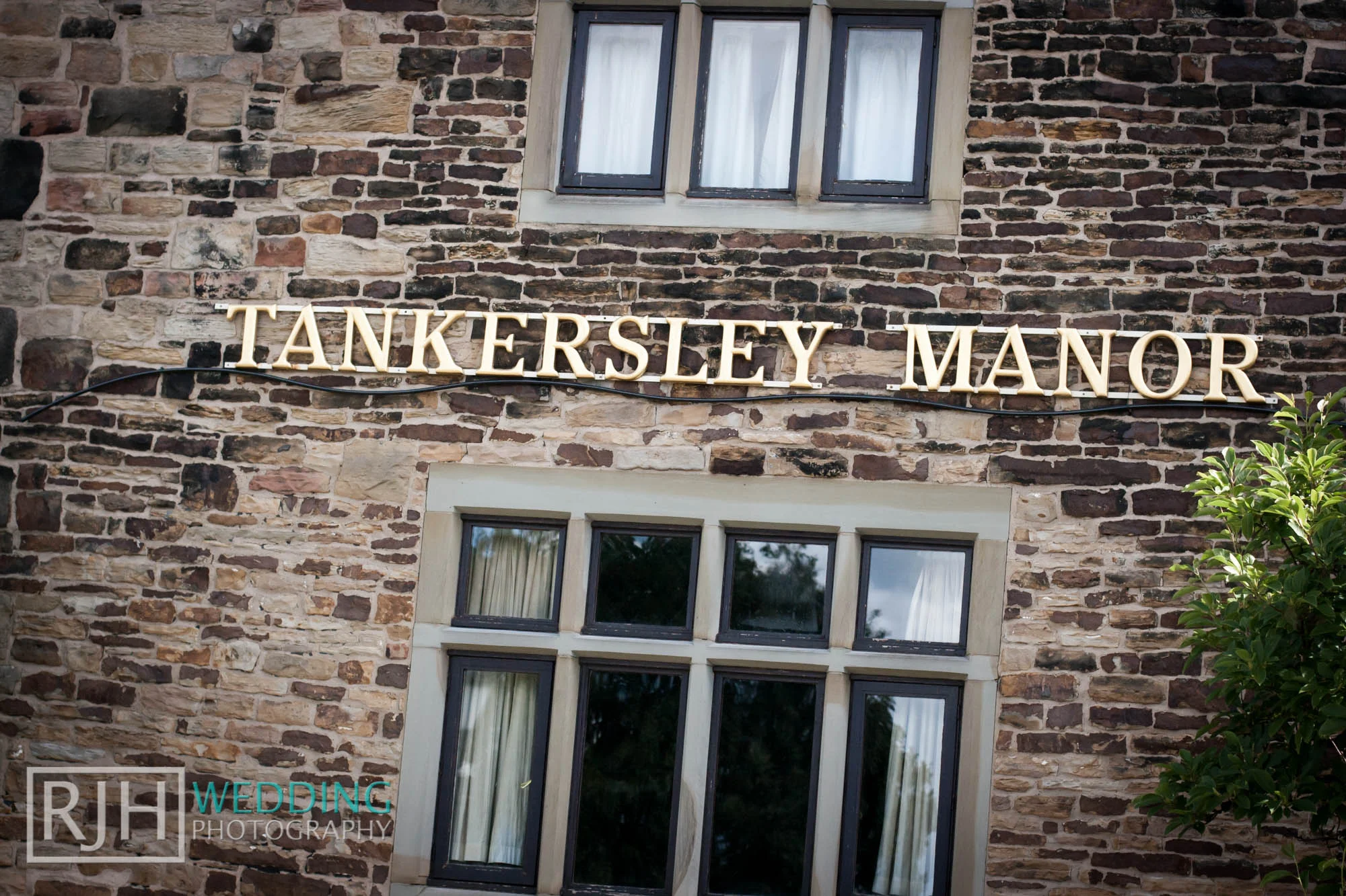 RJH Wedding Photography_Tankersley Manor Wedding_01.jpg