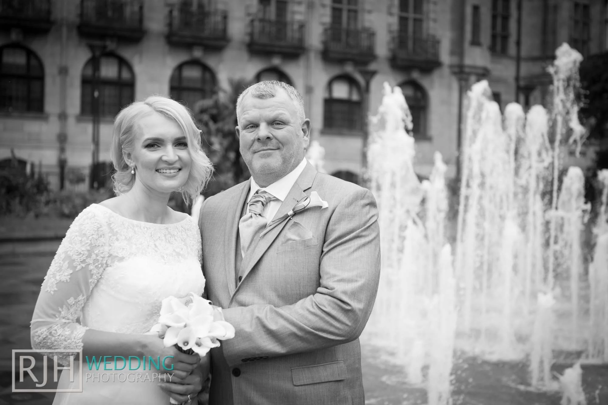 Sheffield City Hall_Ellis Wedding_332_3C2A3739.jpg