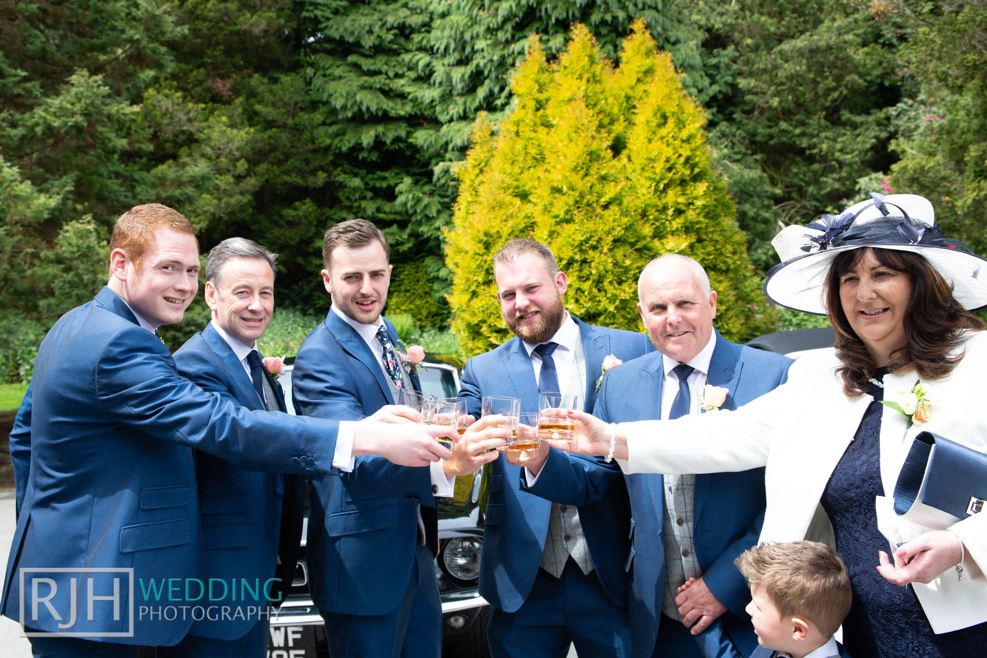 Whirlowbrook Hall Wedding Photography_Jack & Lydia_019_3C2A3081.jpg