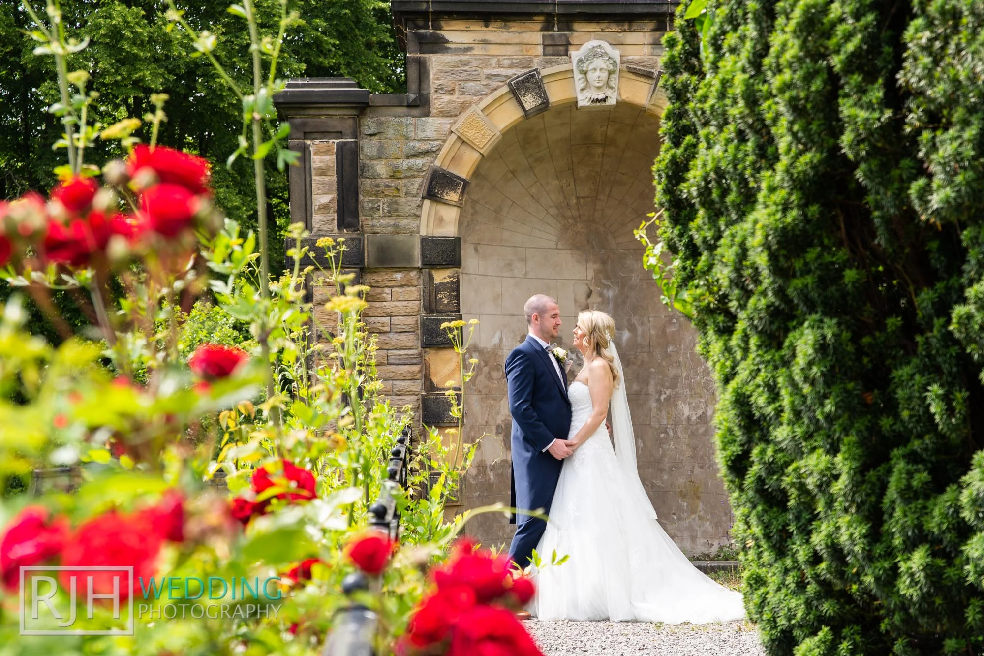 Ringwwod Hall Wedding Photography_Lacey Wedding Preview_049_RJH18667.jpg
