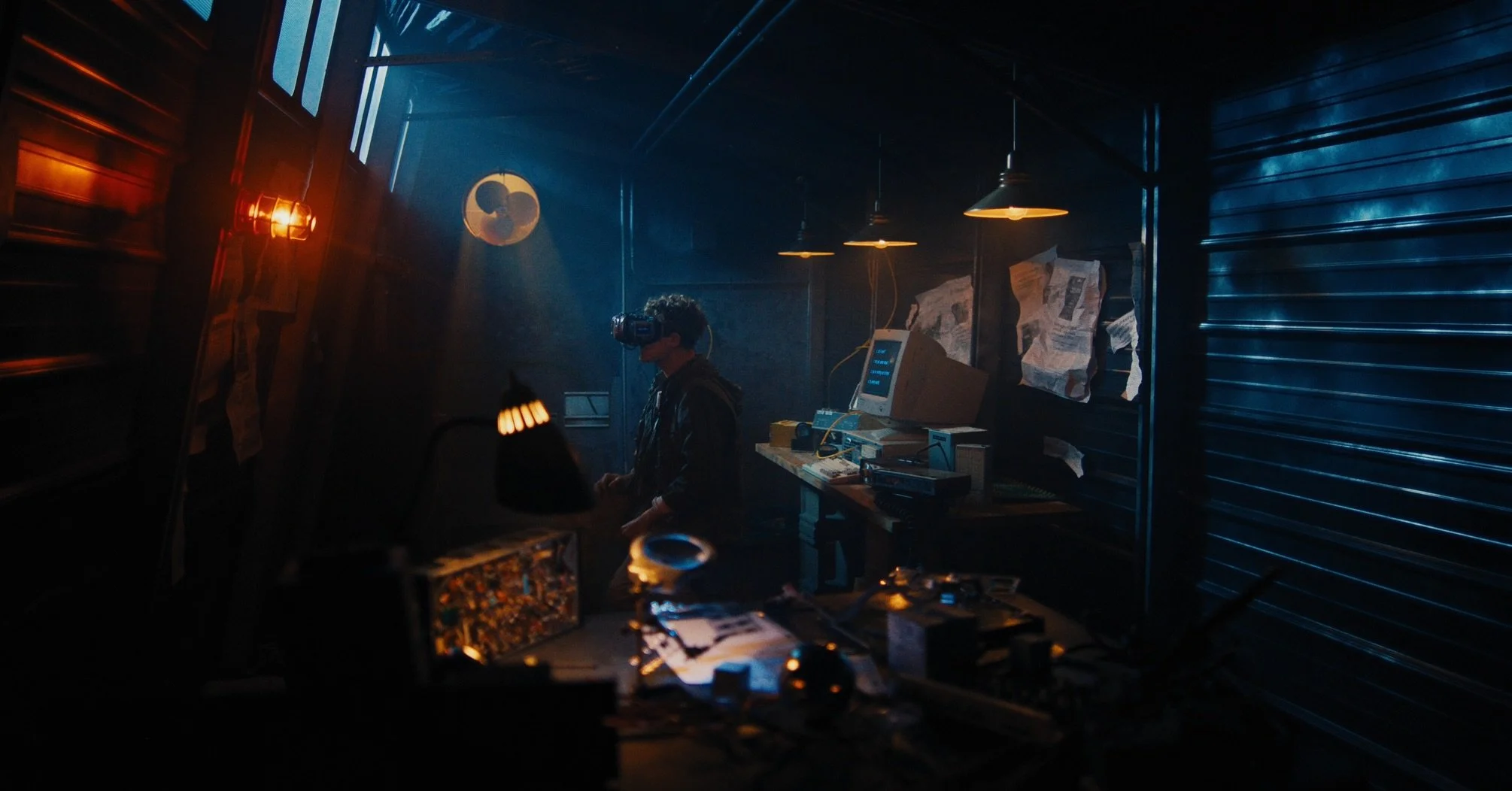 A ton of fun in the multiverse with @ryantrahan for @joyride. Thanks to the fellas Isaac and Christopher for having me along for the trip! 🟦🟡

Director @isaac_carlton
Director of Photography @christopherbehnen
Executive Producer @ryantrahan

Produc