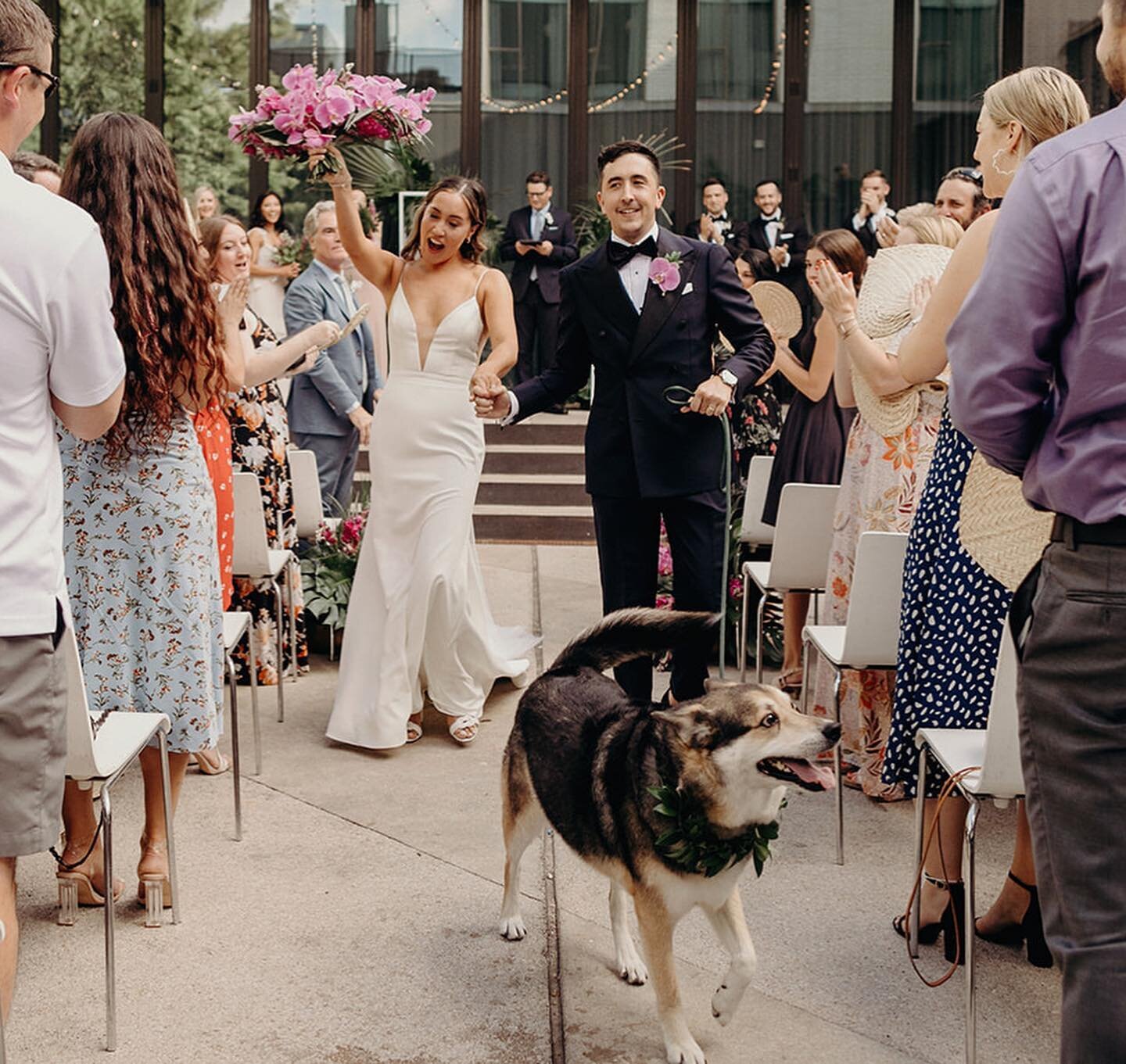 It&rsquo;s my favorite when dogs are part of y&rsquo;all&rsquo;s wedding day. Here&rsquo;s Roscoe excitedly leading mom and dad out of their ceremony. Swipe for a surprise ☠️