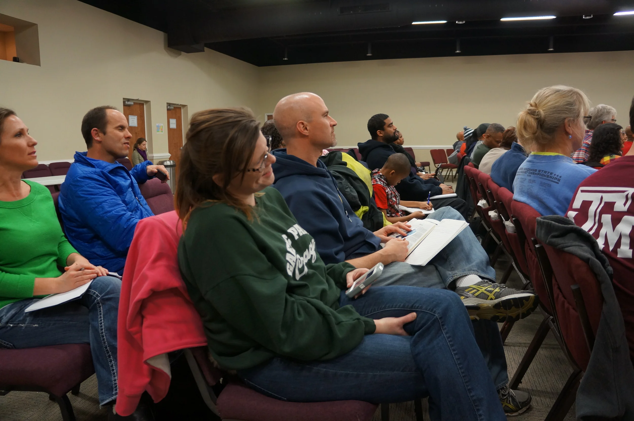 HRC Teen & Parent Devo 4037.JPG