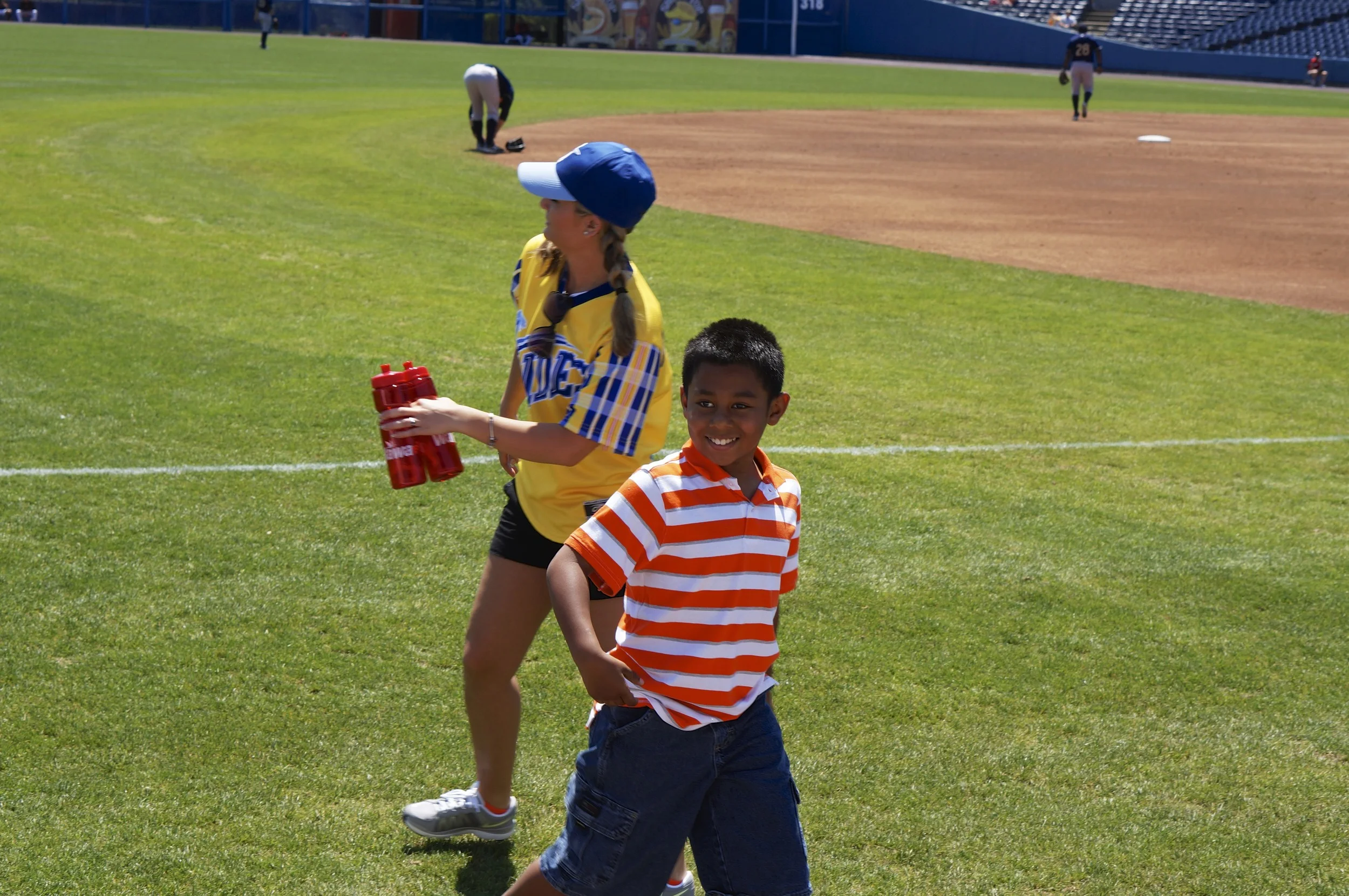 HRC at Tides Game 2014 5779.jpg