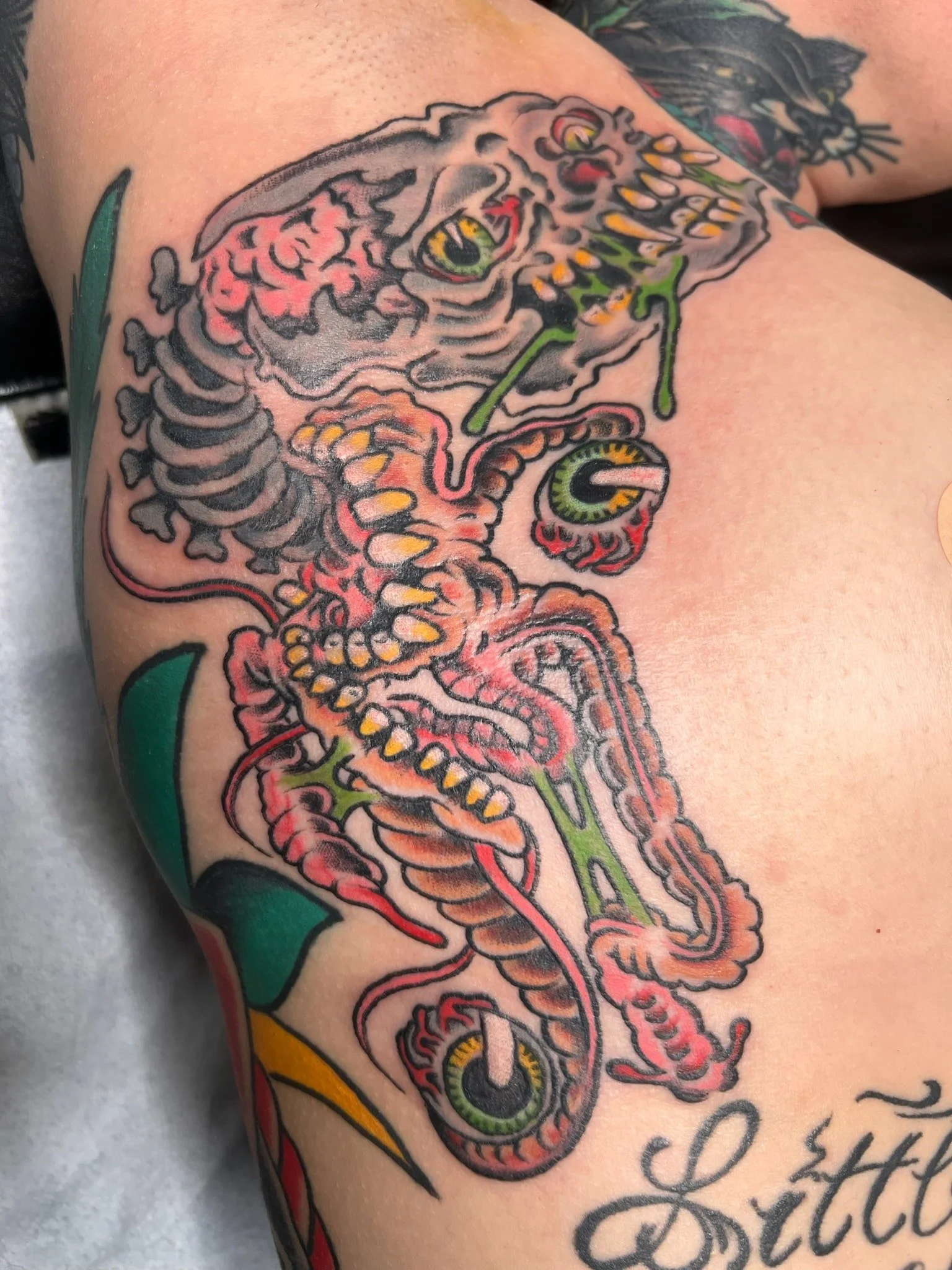 skeleton-guts-traditional-tattoo-great-lakes-tattoo-chicago.jpg