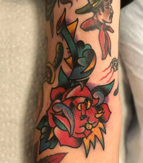 mariodesatraditionalrosehotstufftattoo-min.jpg