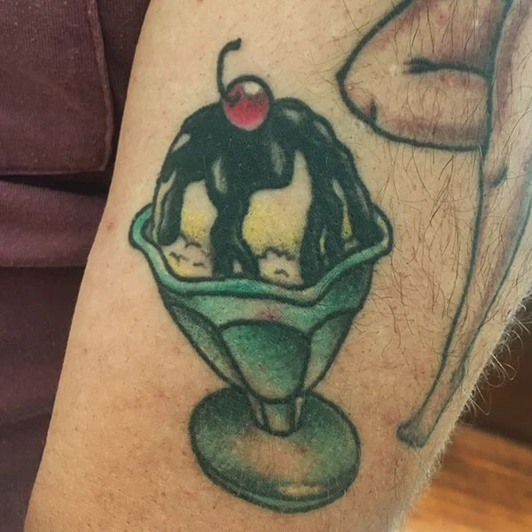 erik gillespie traditional sundae tattoo-min.jpg