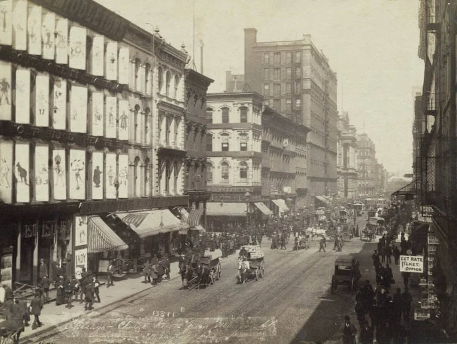 Chicago Dime Museum Tattooer: Sailor Gus  by Carmen Nyssen