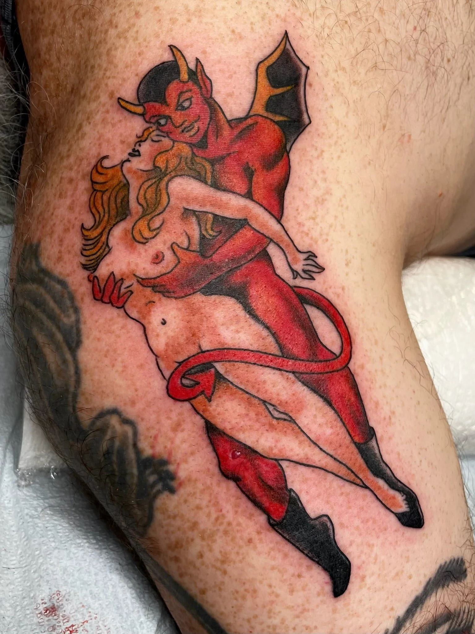 traditional-devil-woman-embrace-color-chicago-great-lakes-tattoo-min.jpeg