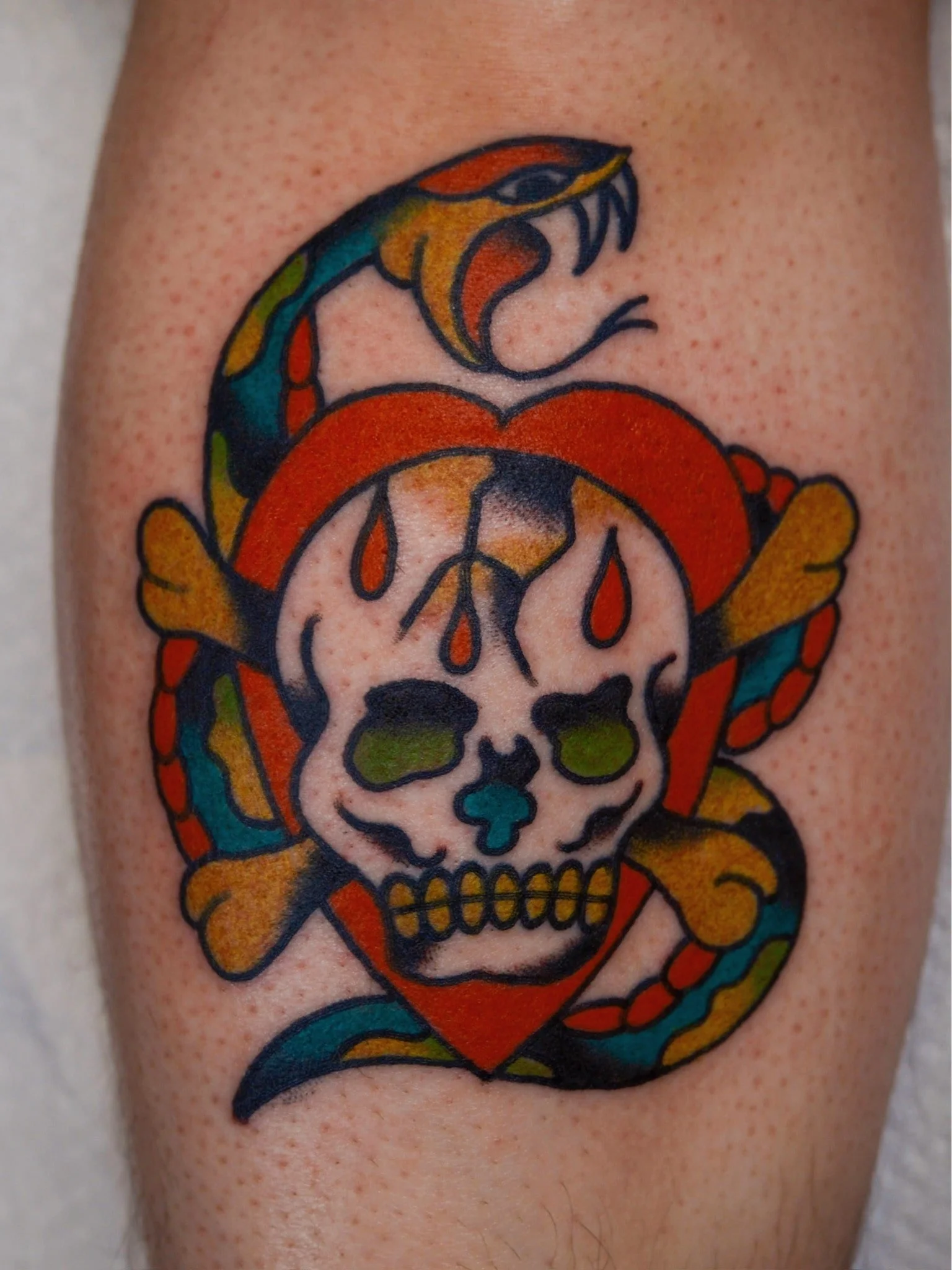 traditional-skull-heart-snake-color-chicago-great-lakes-tattoo-min.jpg