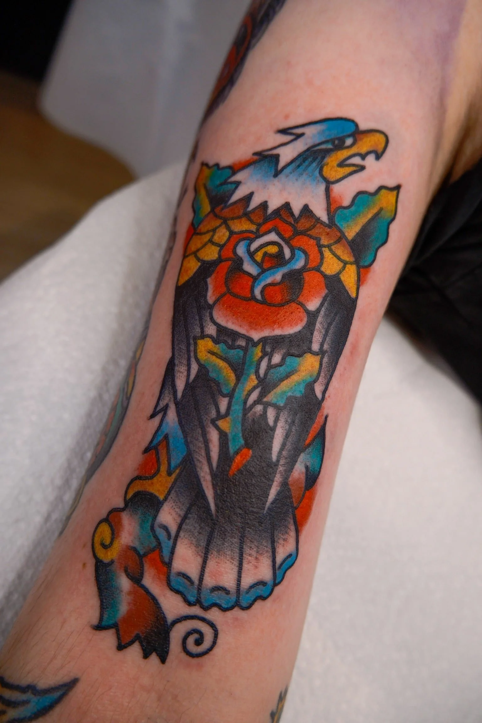 traditional-eagle-rose-color-chicago-great-lakes-tattoo-min.jpg