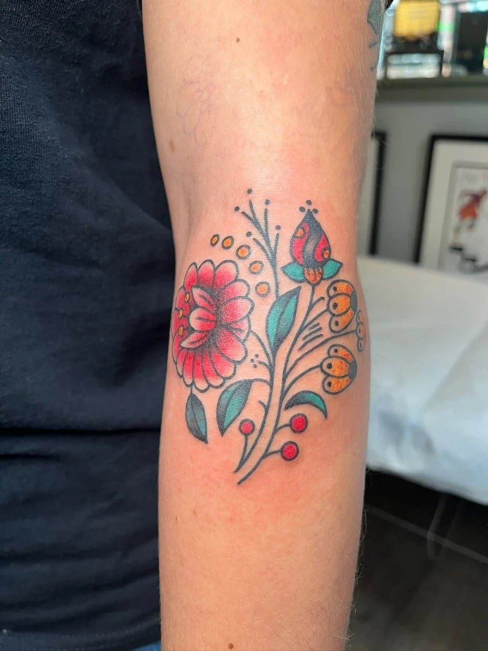 folk-flower-branch-traditional-tattoo-great-lakes-tattoo-chicago.jpg